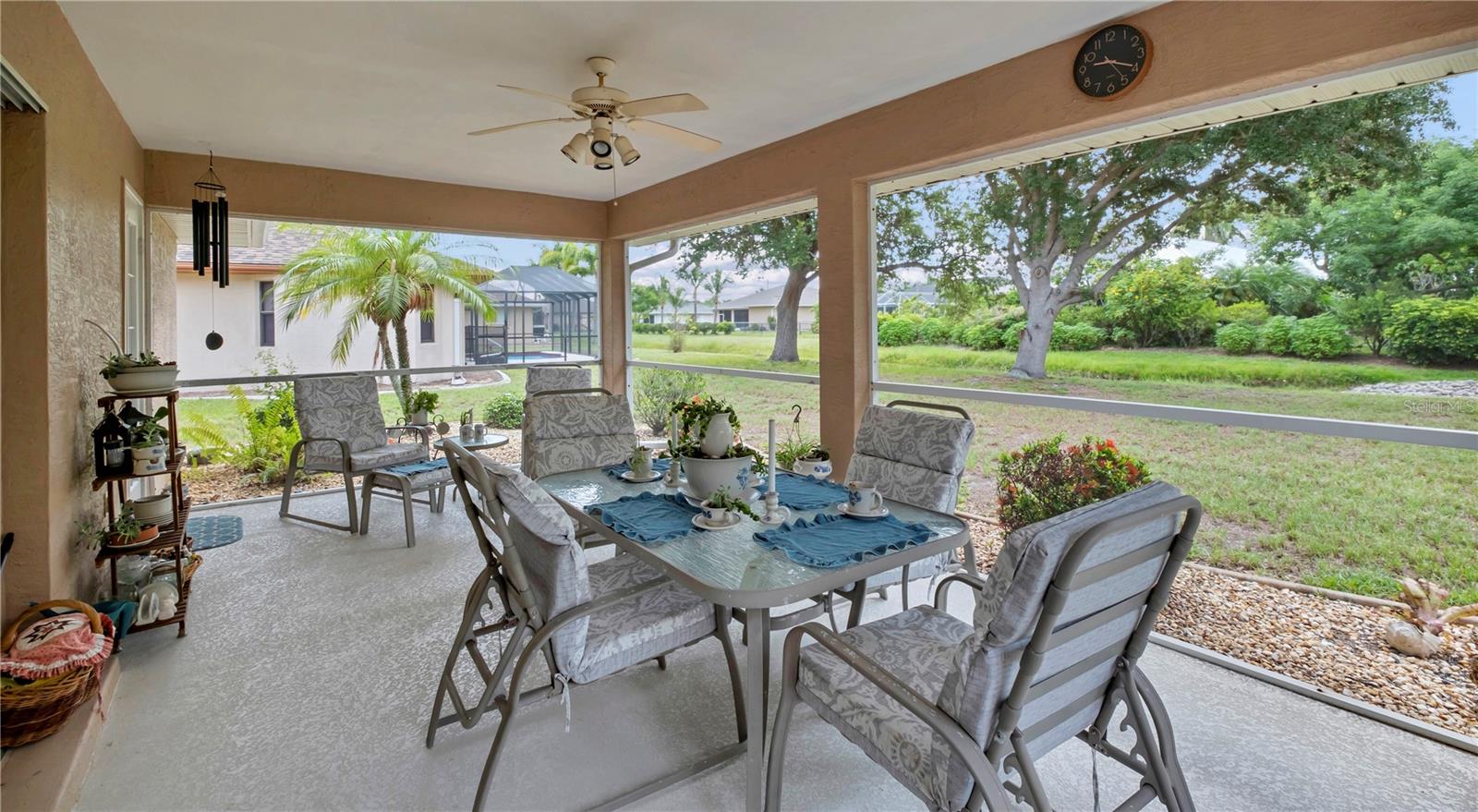 7360 N Ficus Tree Property Photo 32