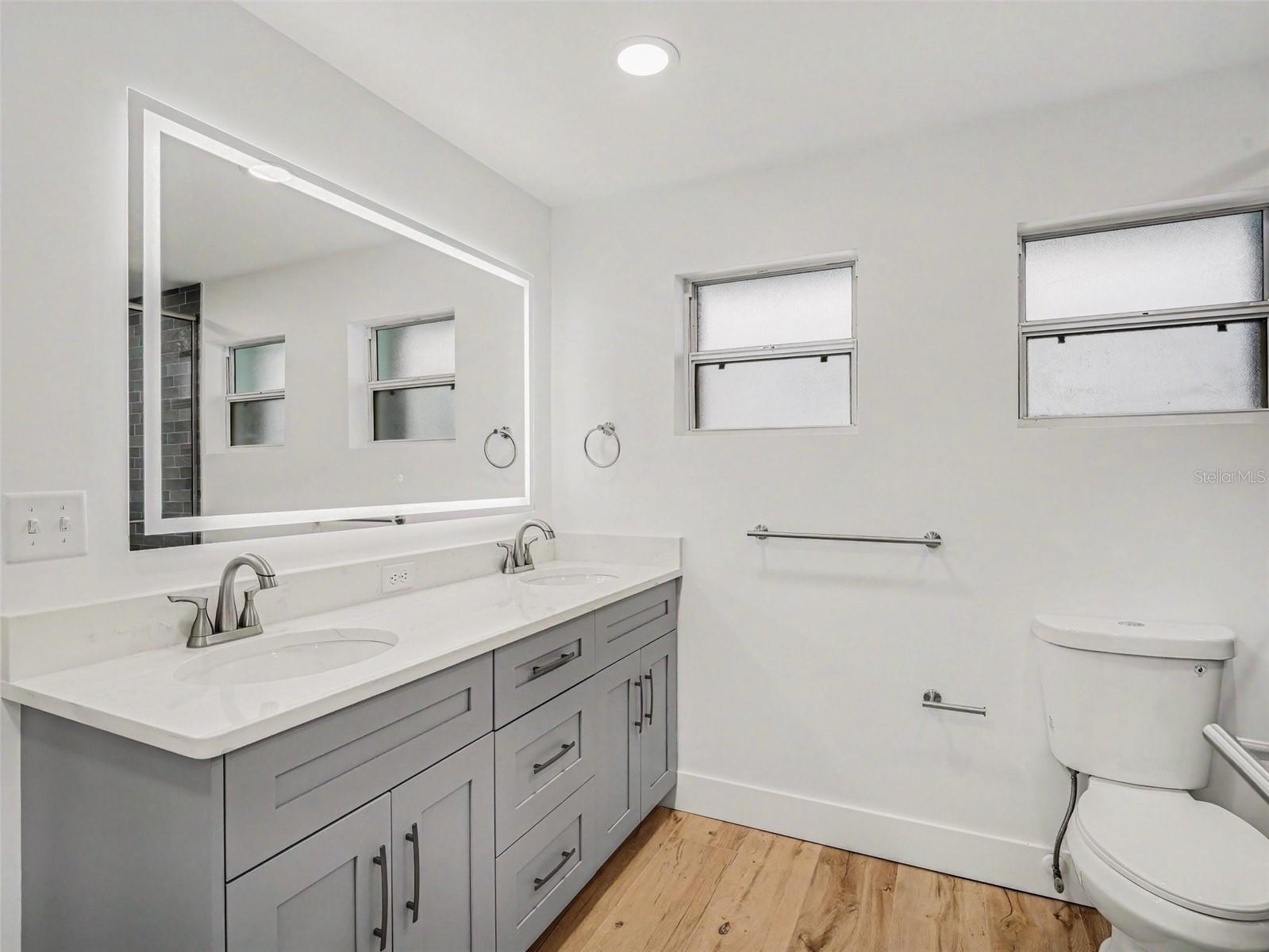 548 Belvedere Ct Property Photo 32