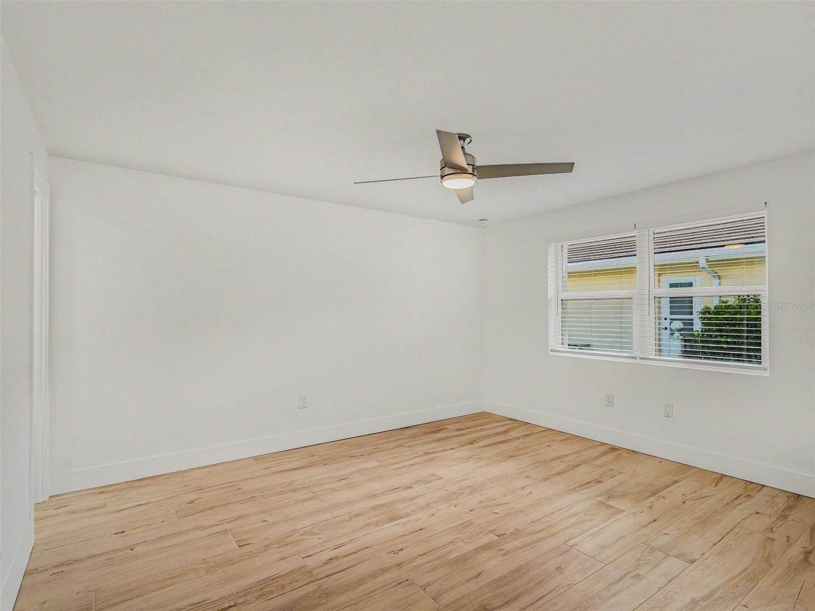 548 Belvedere Ct Property Photo 33