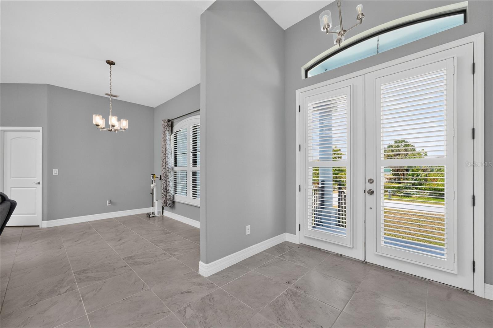 3900 Palm Dr Property Photo 5