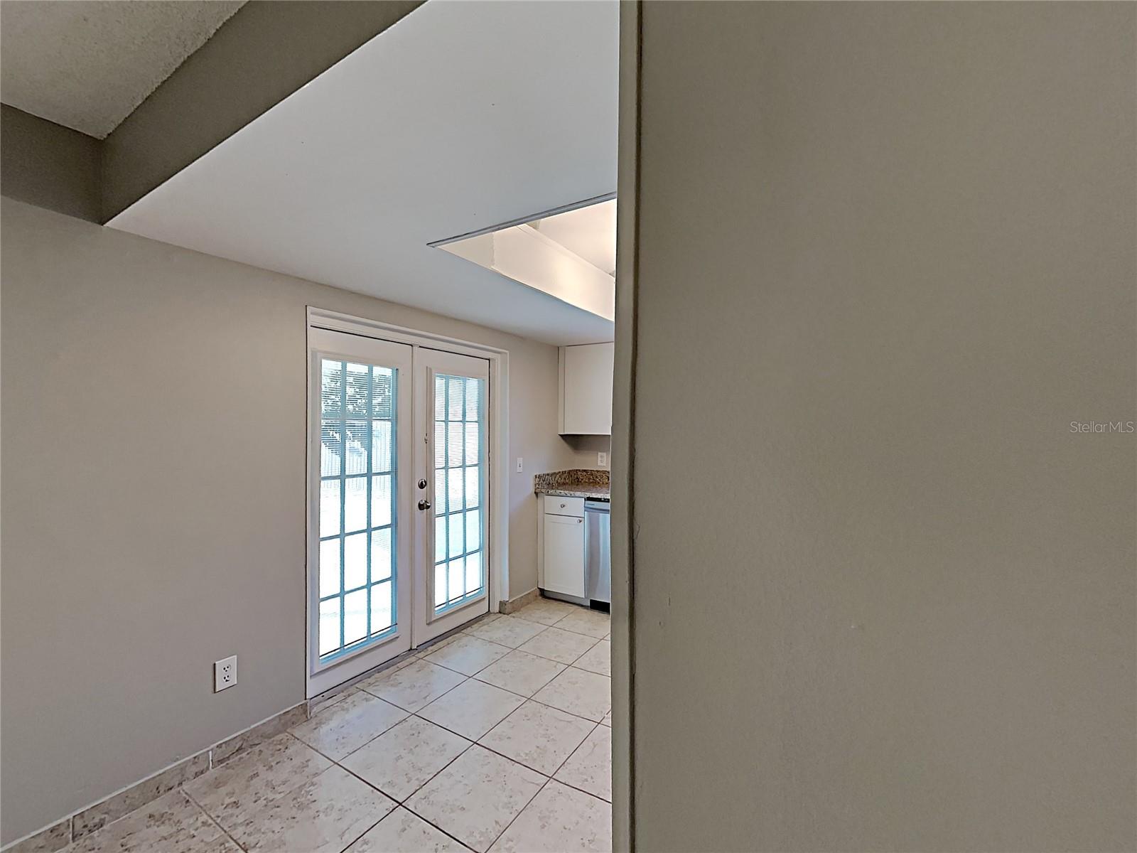 11532 Benbow Ct Property Photo 4