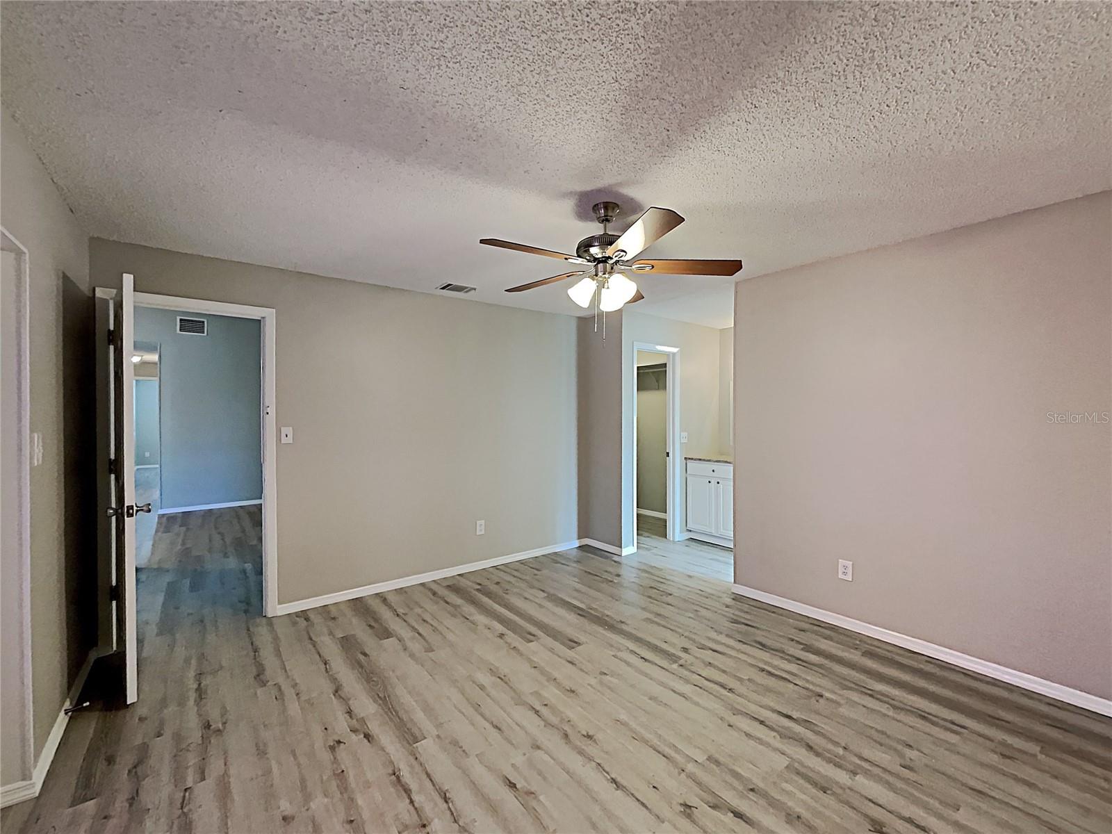 11532 Benbow Ct Property Photo 8