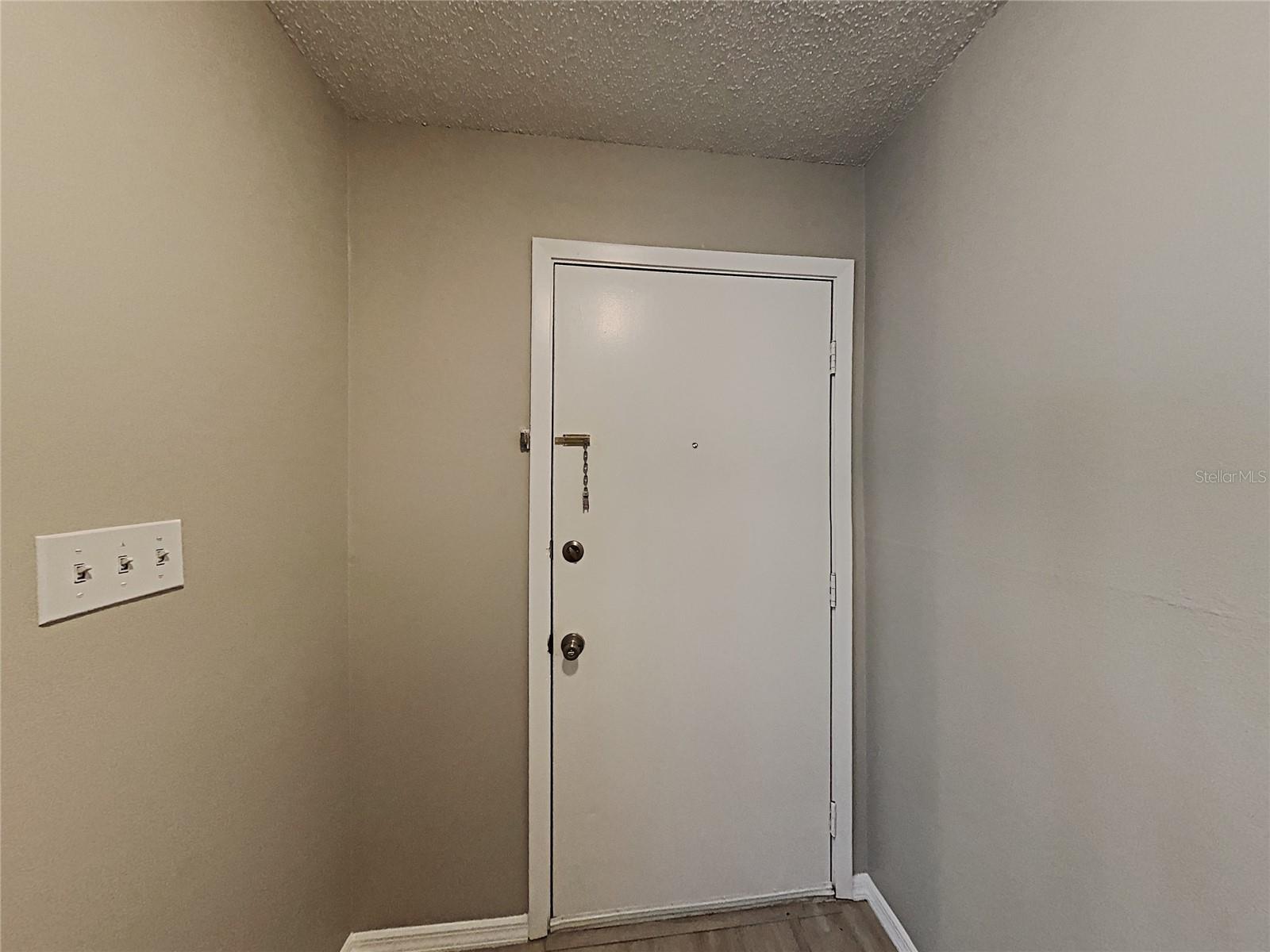 11532 Benbow Ct Property Photo 9
