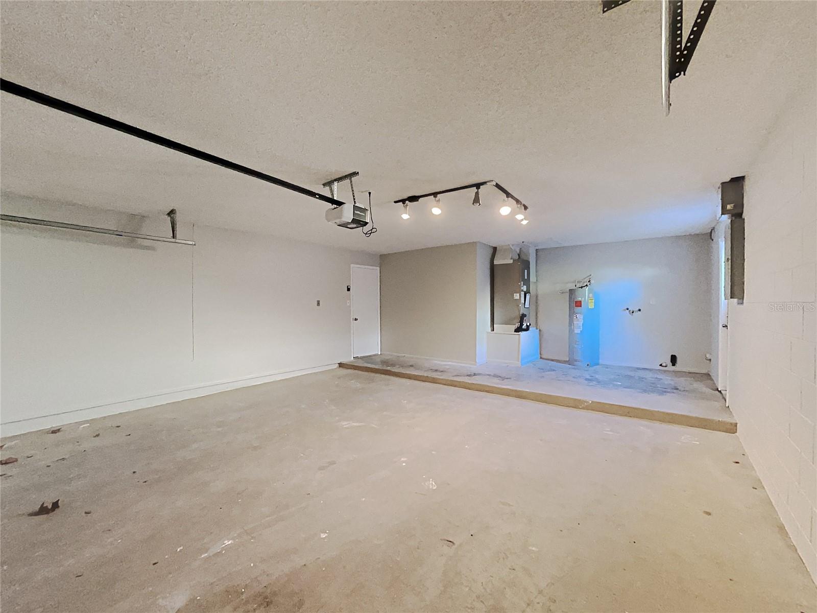 11532 Benbow Ct Property Photo 20