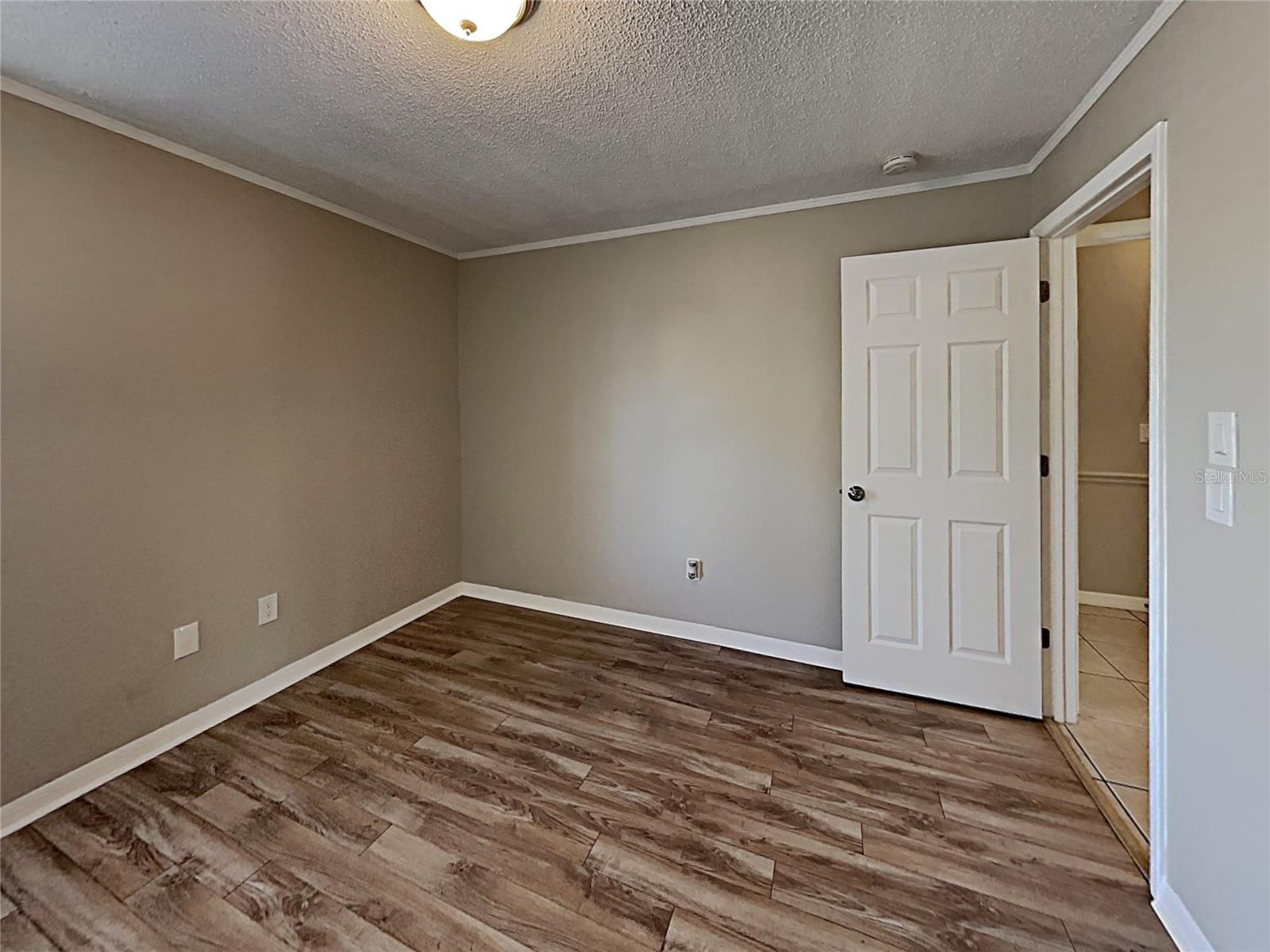 11701 Lynmoor Dr Property Photo 15