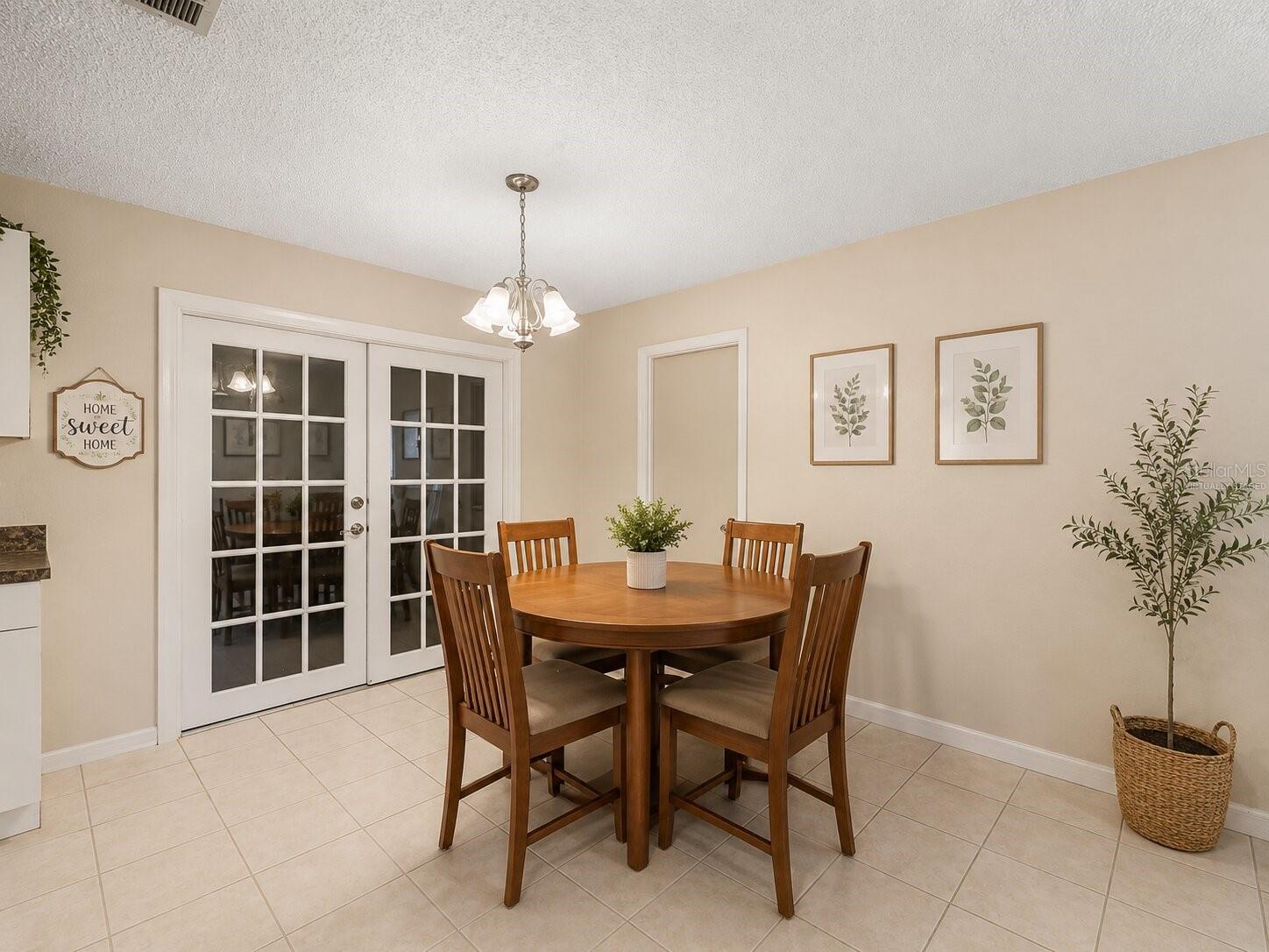 1018 Red Bay Ter Nw Property Photo 8