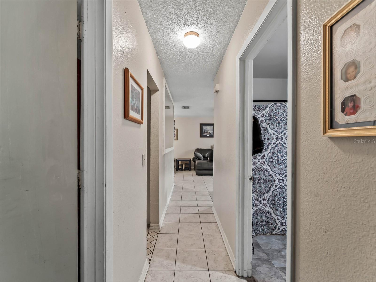 1018 Red Bay Ter Nw Property Photo 9