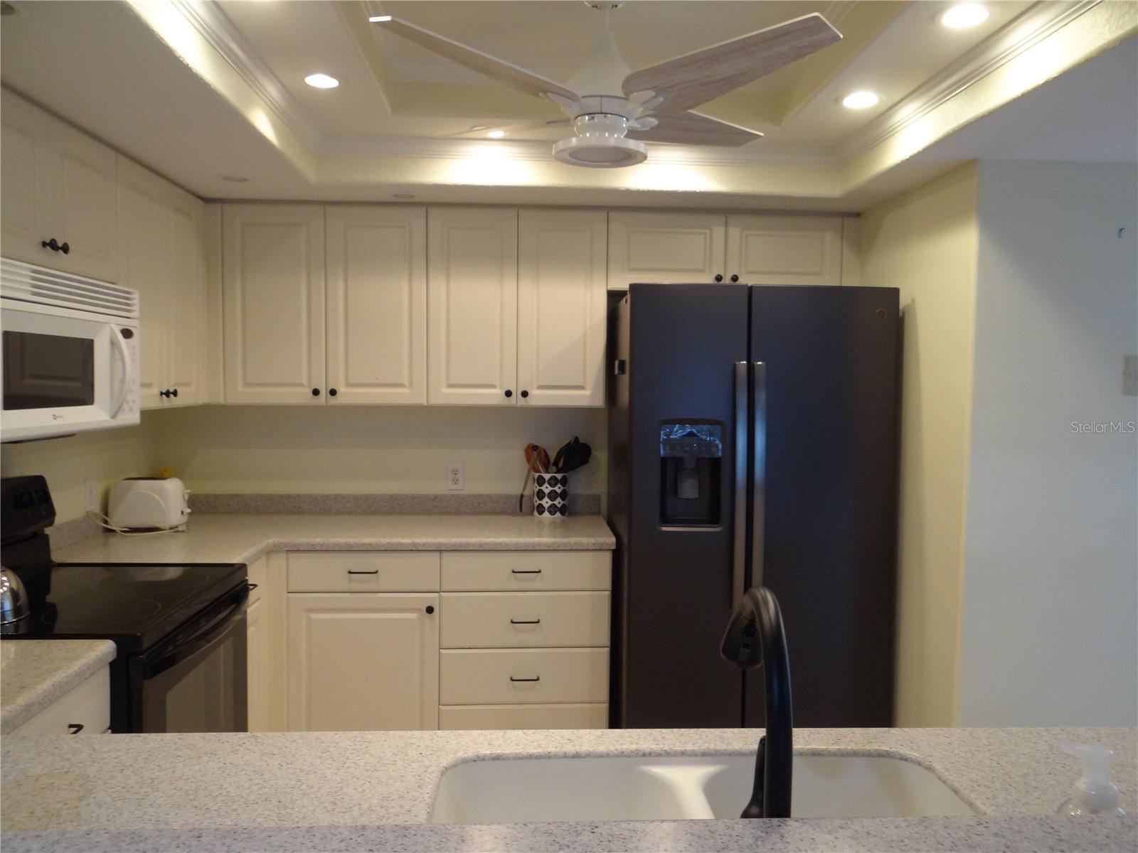 601 Shreve St #41c Property Photo 4