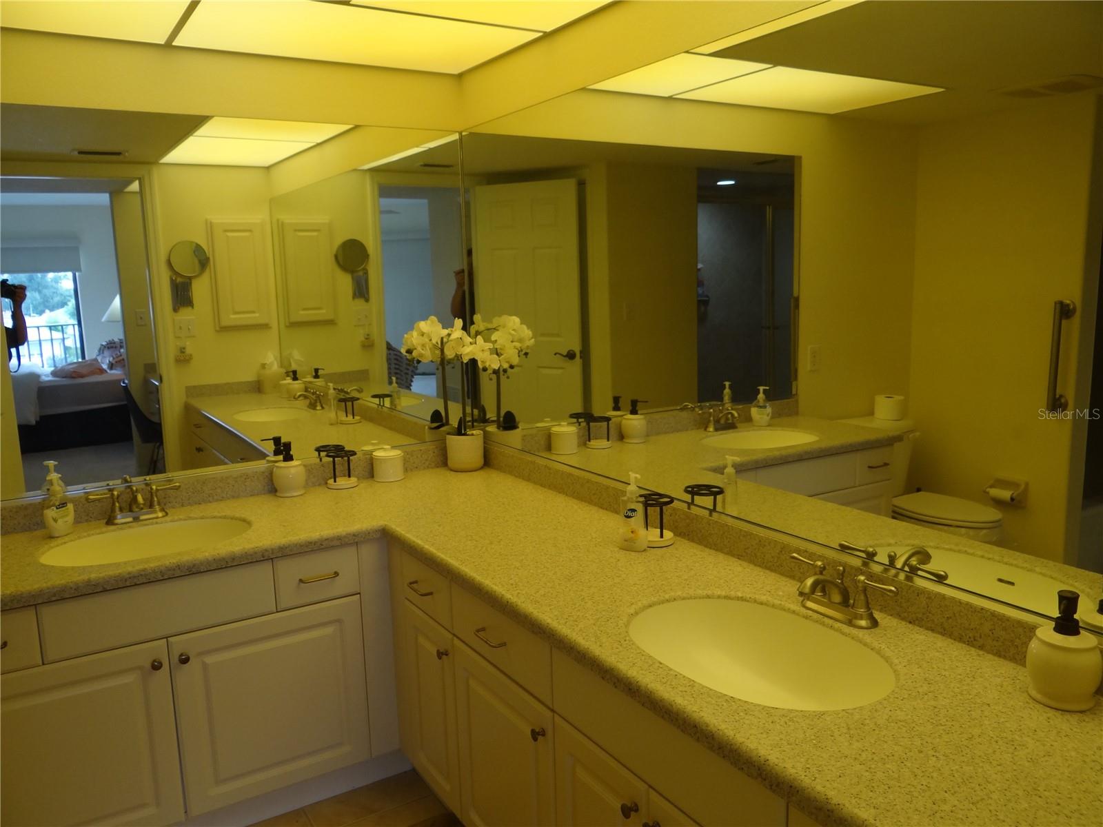 601 Shreve St #41c Property Photo 13
