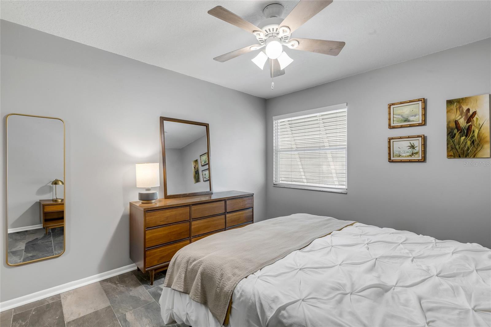 130 Jasmine Woods Ct #5b Property Photo 16