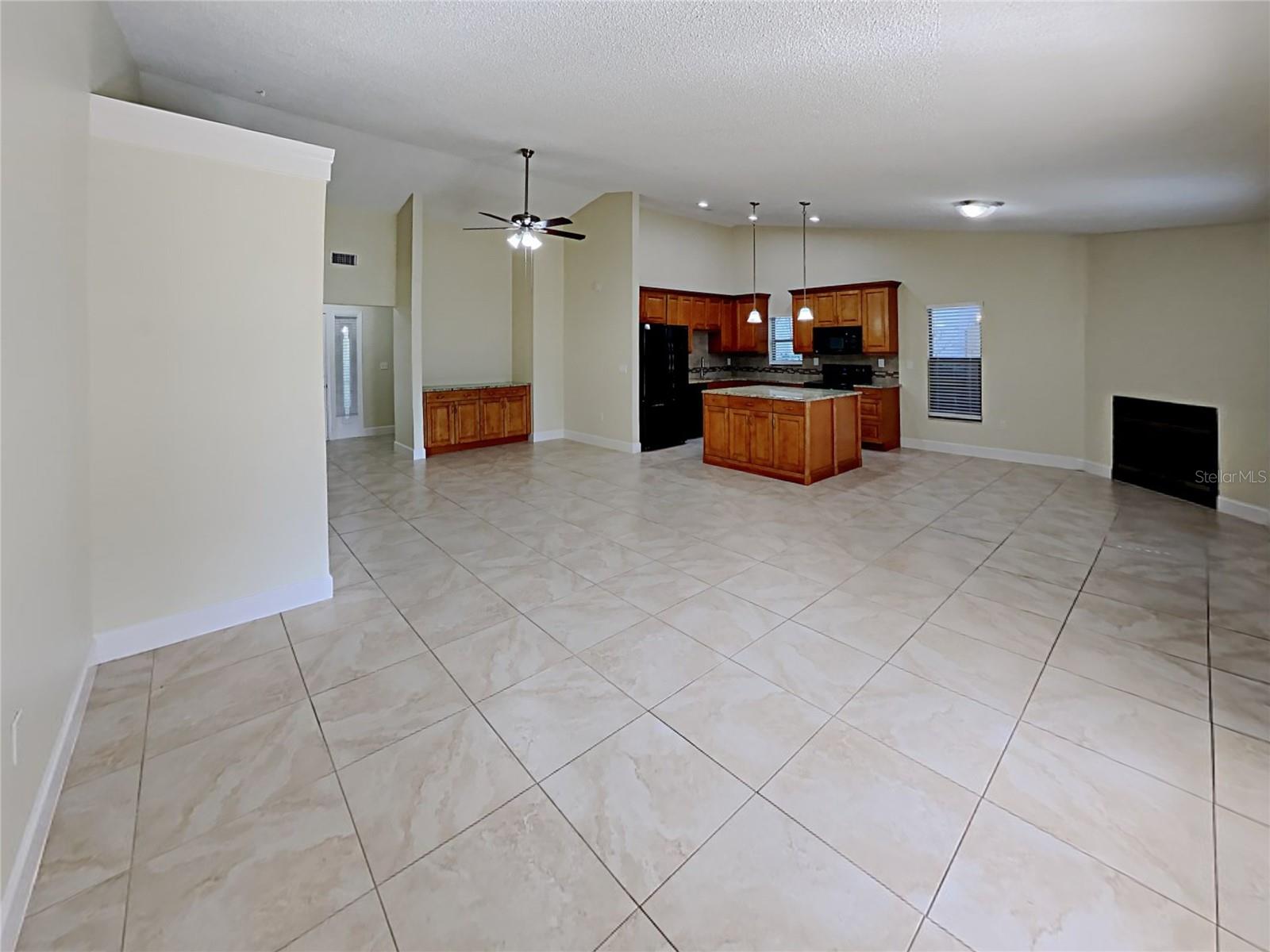 1320 Noell Blvd Property Photo 4