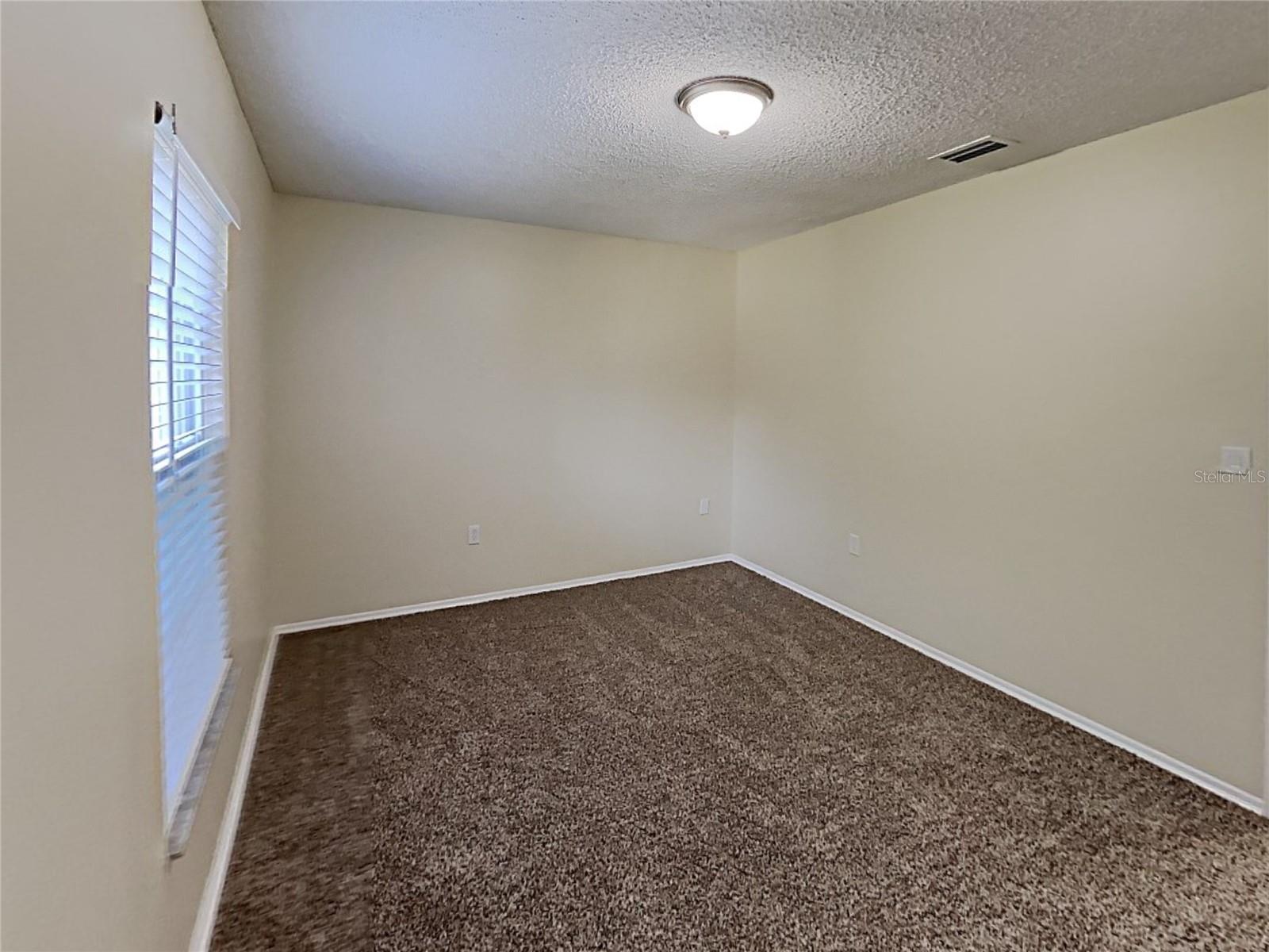 1320 Noell Blvd Property Photo 20