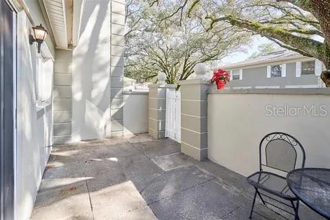 11713 Raintree Dr Property Photo 3