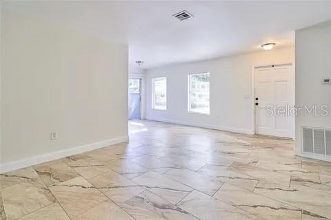 11713 Raintree Dr Property Photo 9