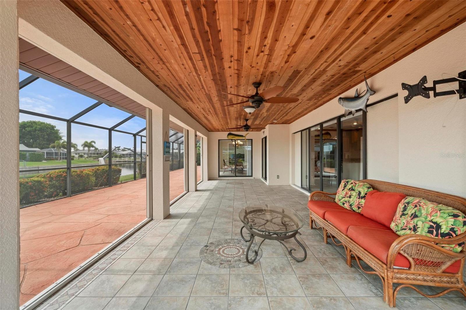 950 Lassino Ct Property Photo 35
