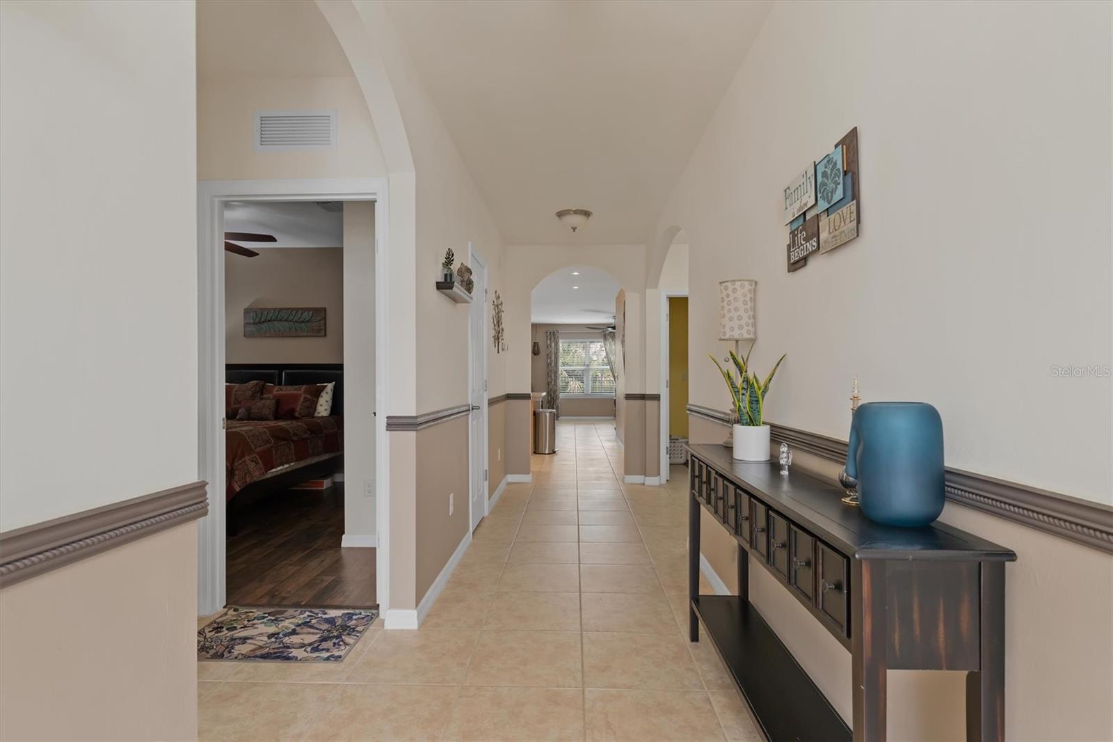 7436 Mikasa Dr Property Photo 3