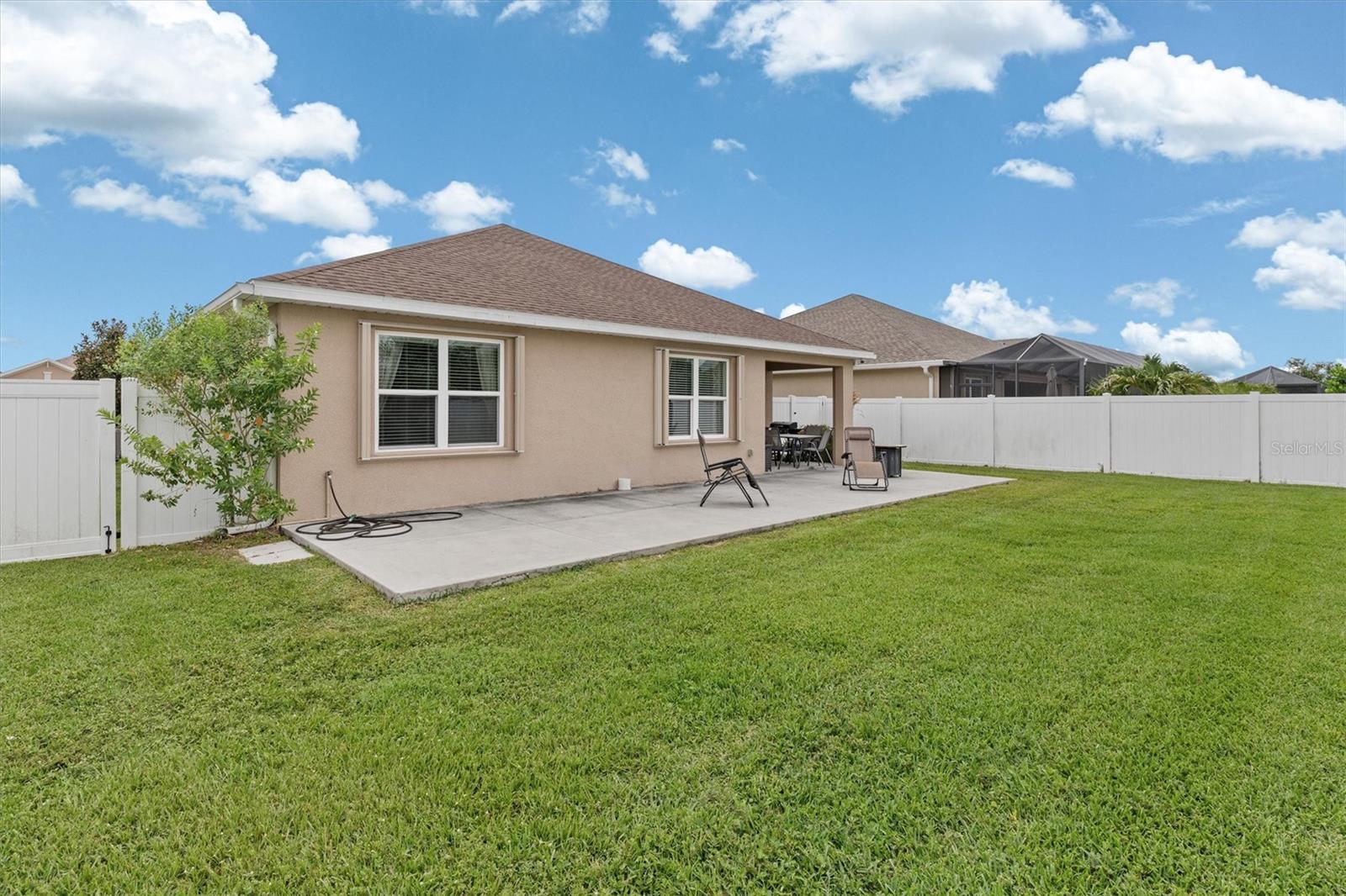 7436 Mikasa Dr Property Photo 12