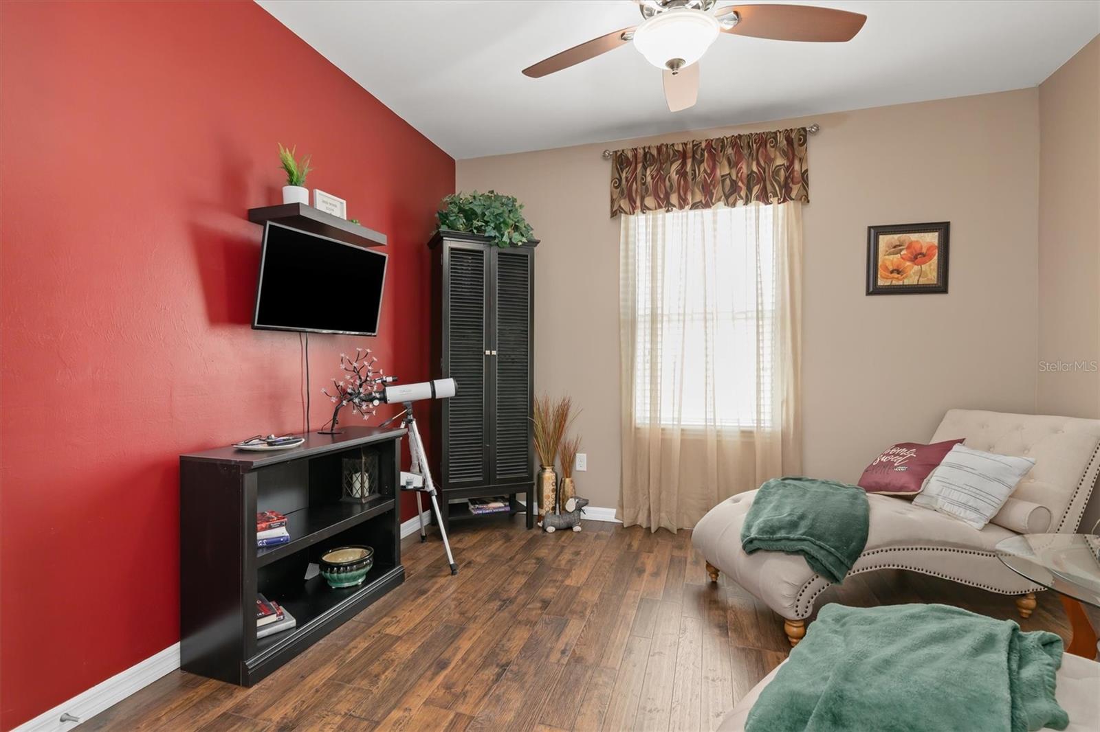 7436 Mikasa Dr Property Photo 28