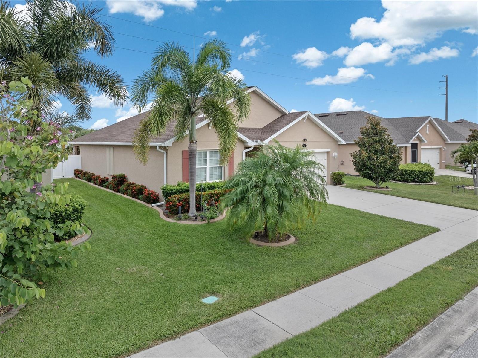 7436 Mikasa Dr Property Photo 33