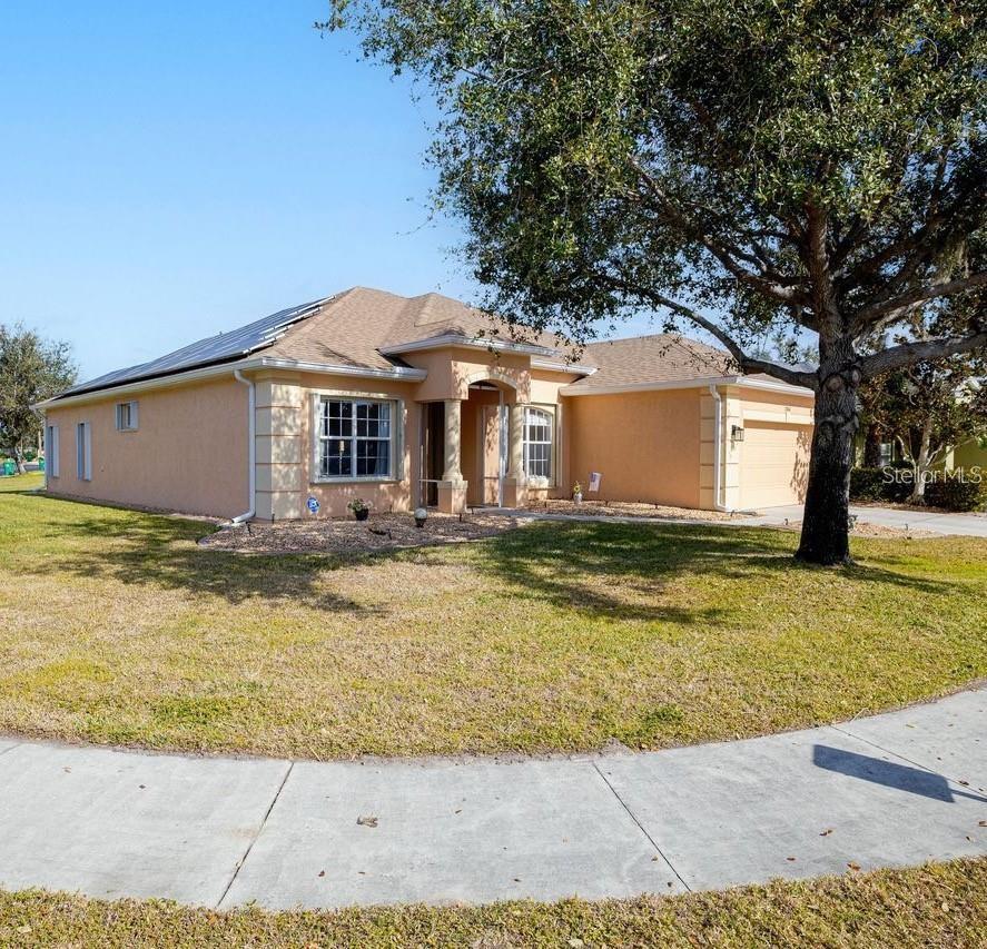 2860 Suncoast Lakes Blvd Property Photo 1