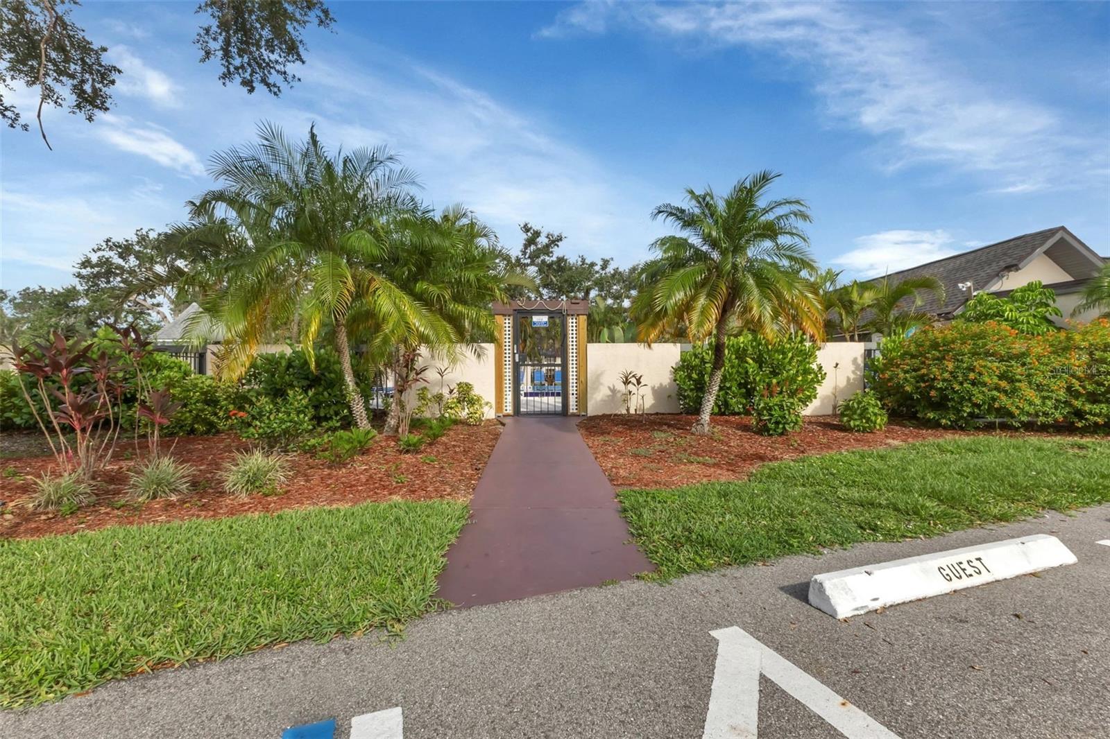 19505 Quesada Ave #j204 Property Photo 7