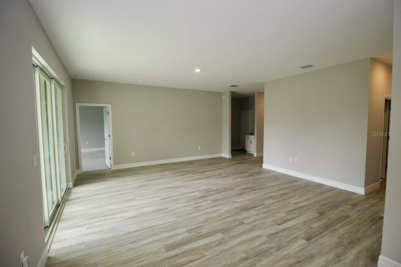 4175 Polynesia Rd Property Photo 3