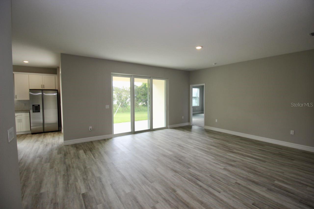 4175 Polynesia Rd Property Photo 4