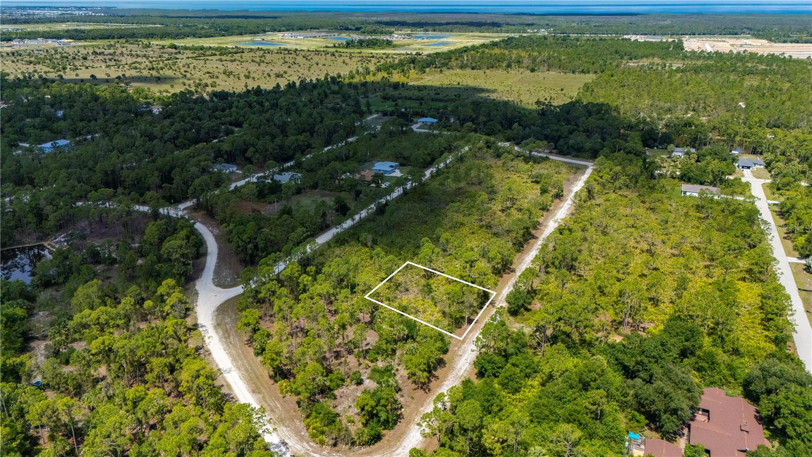 27115 Lacoquina Dr Property Photo 9