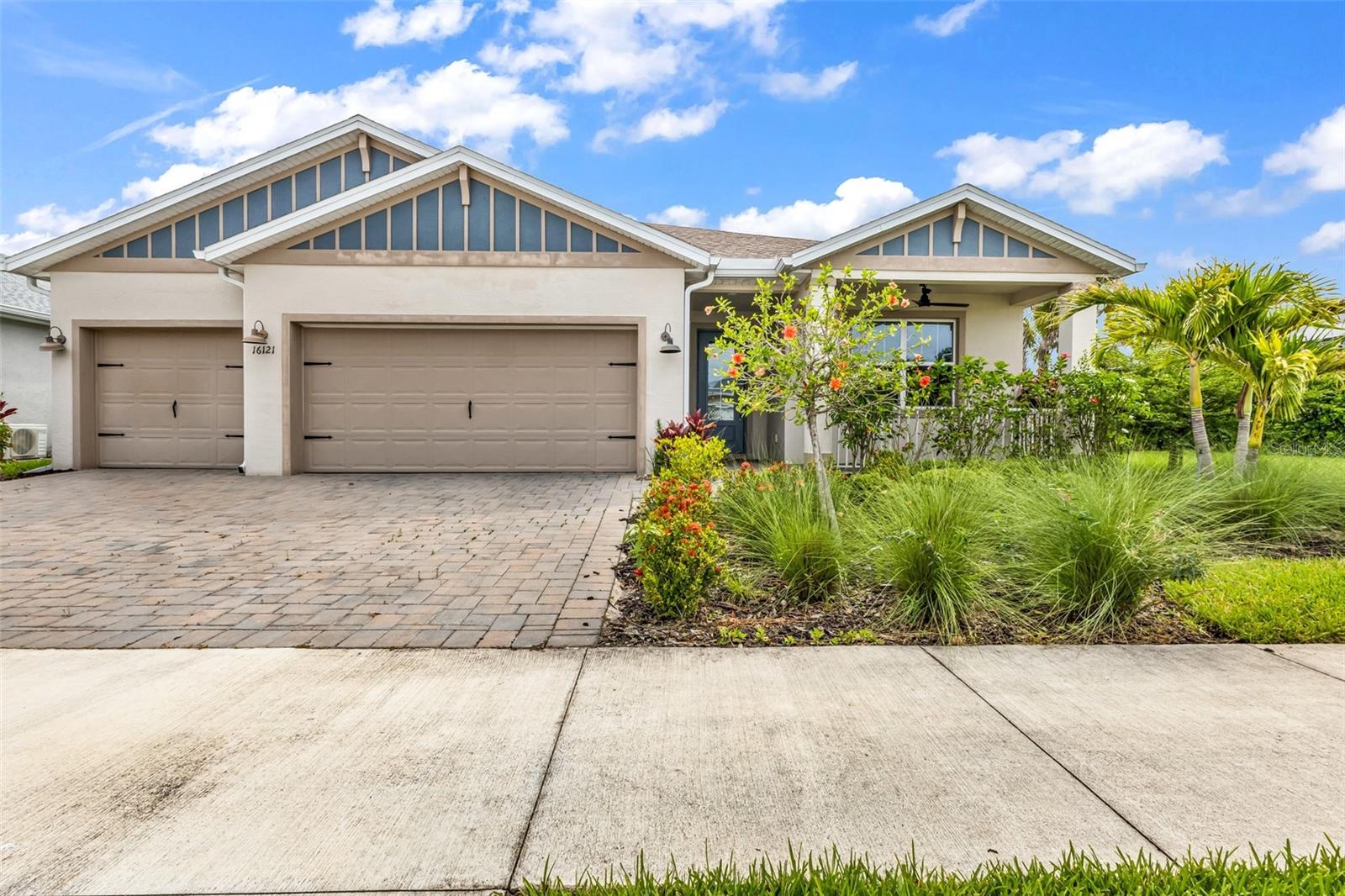 16121 Lotus Way Property Photo 1