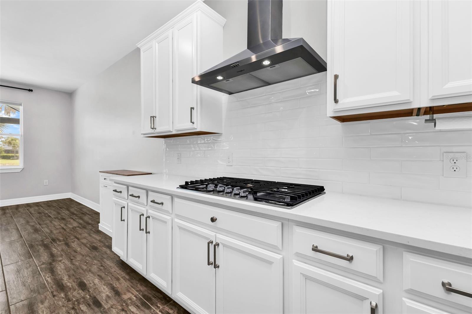 16121 Lotus Way Property Photo 12