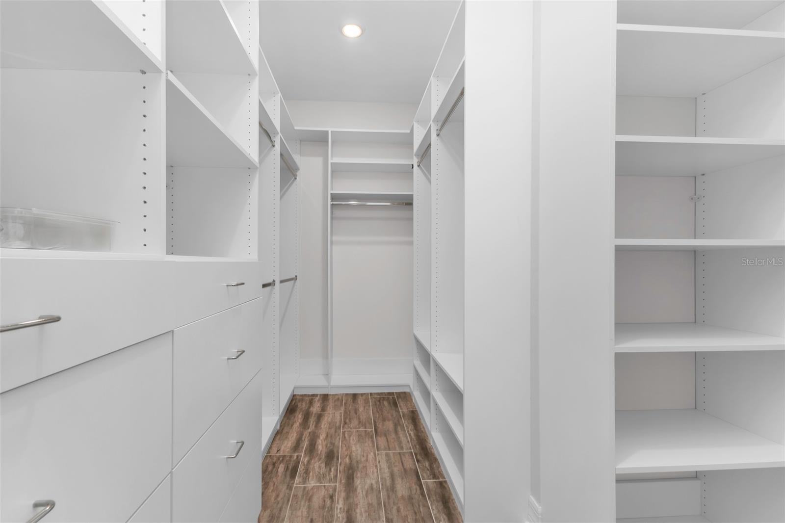 16121 Lotus Way Property Photo 32