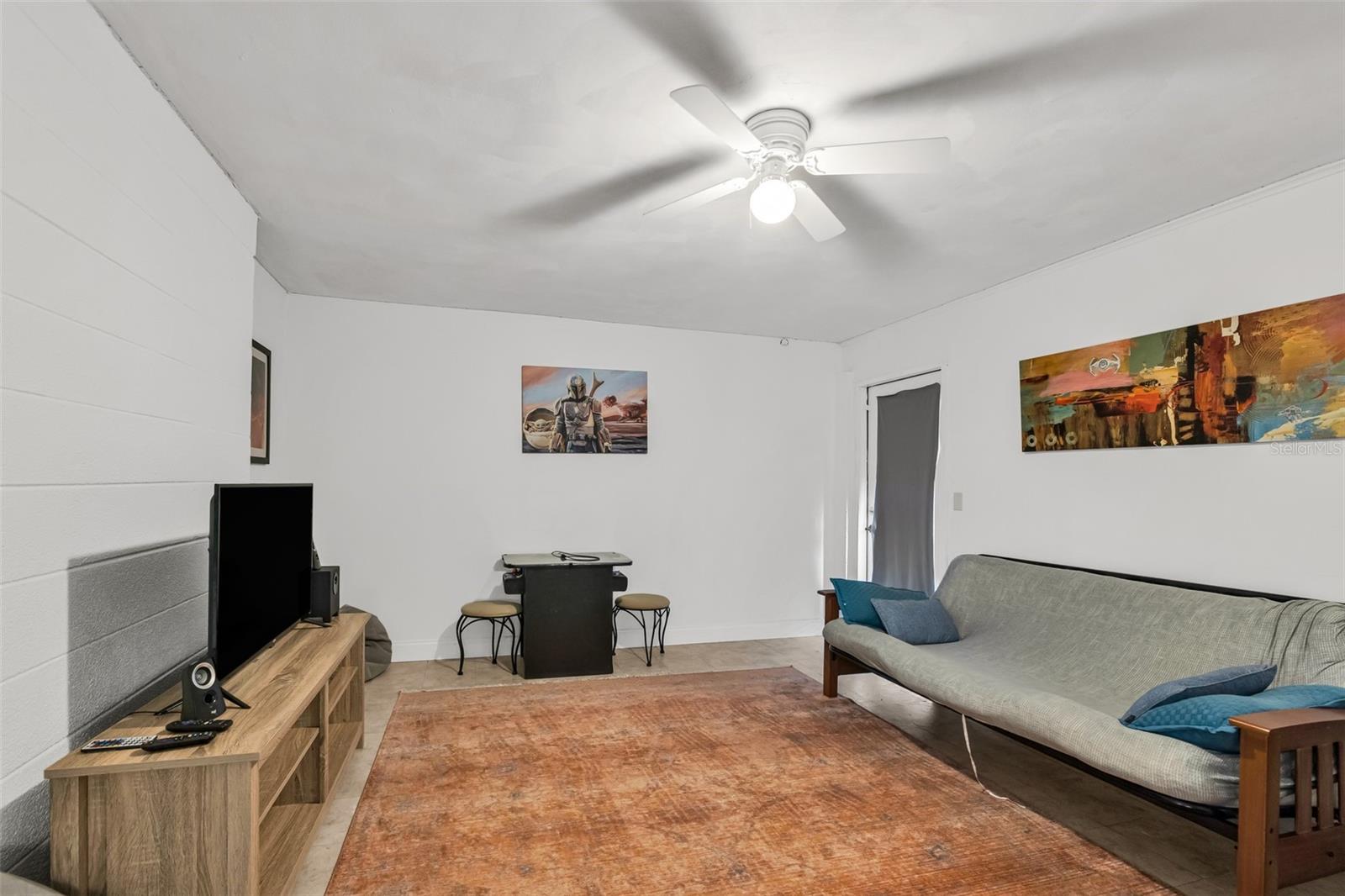 1664 Lakeview Pl Property Photo 41