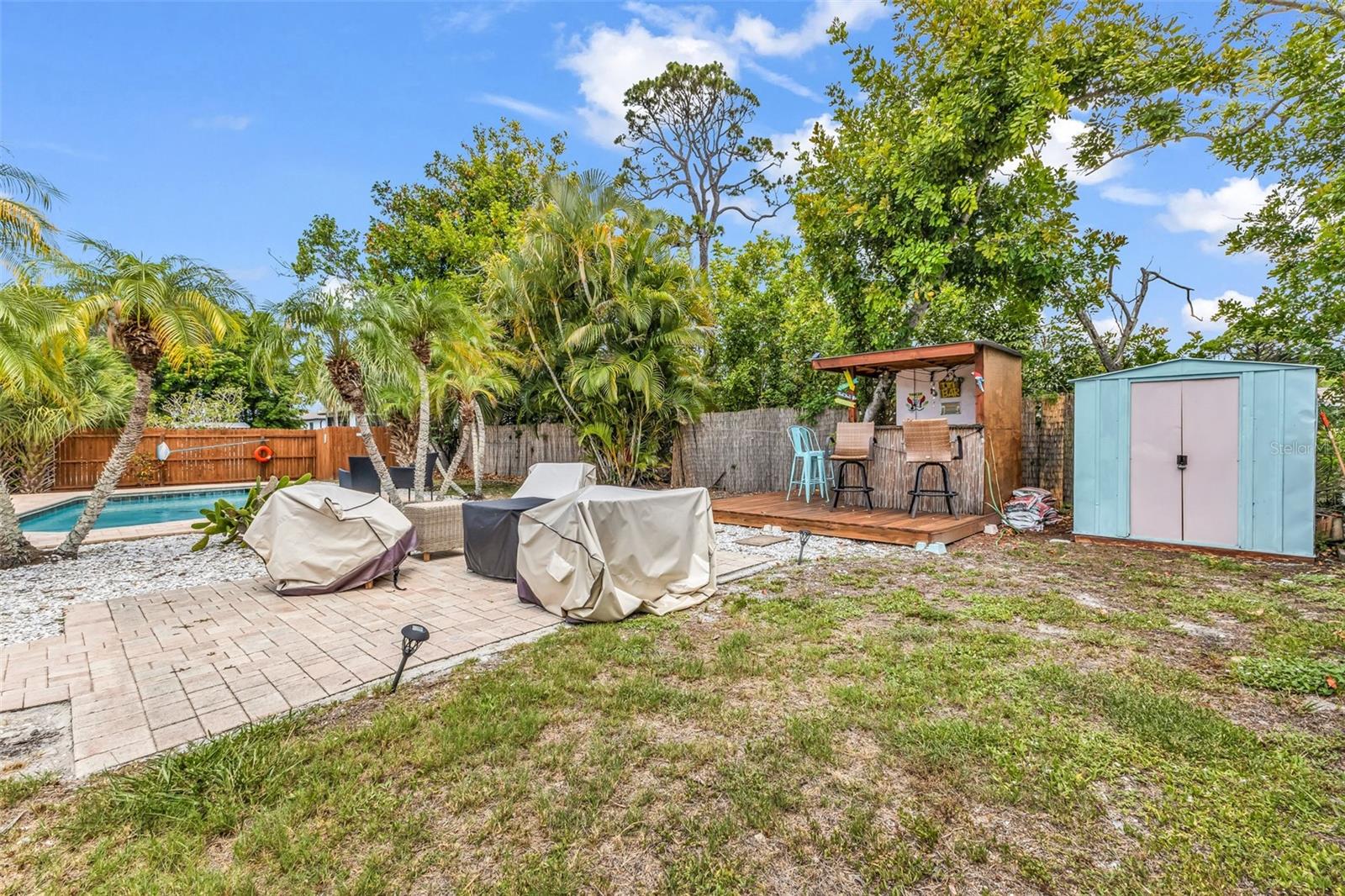 1664 Lakeview Pl Property Photo 47