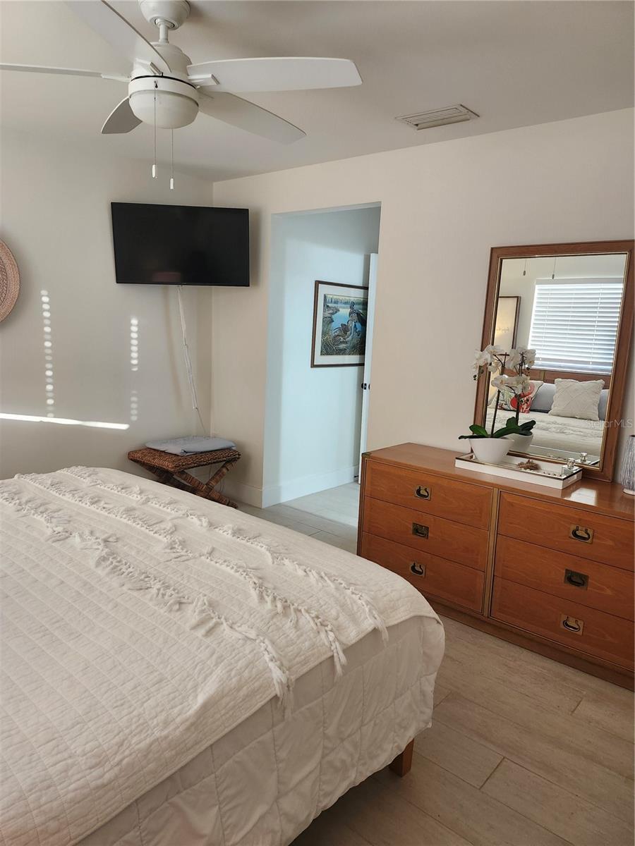 2473 Rosa Ln Property Photo 11