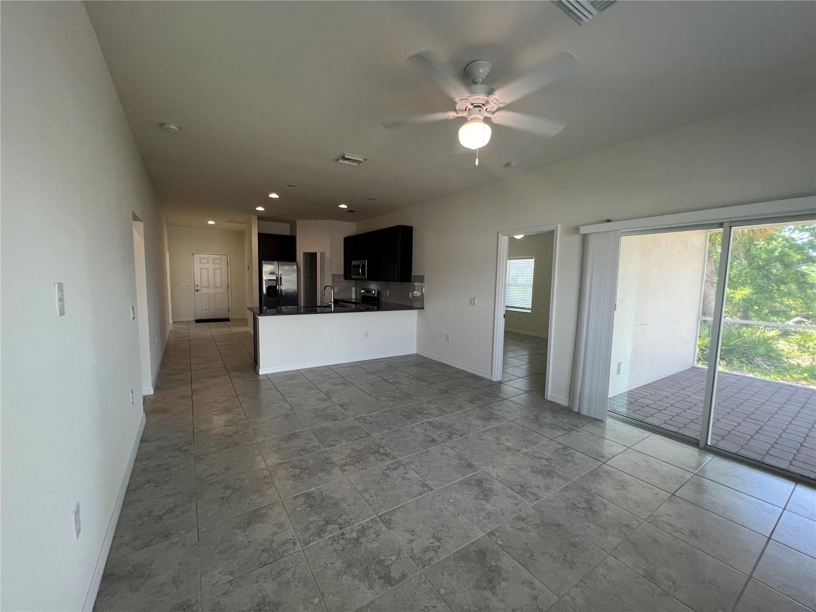 354 Albatross Rd Property Photo 12