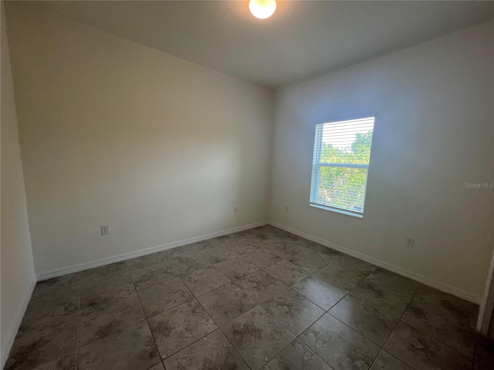 354 Albatross Rd Property Photo 23