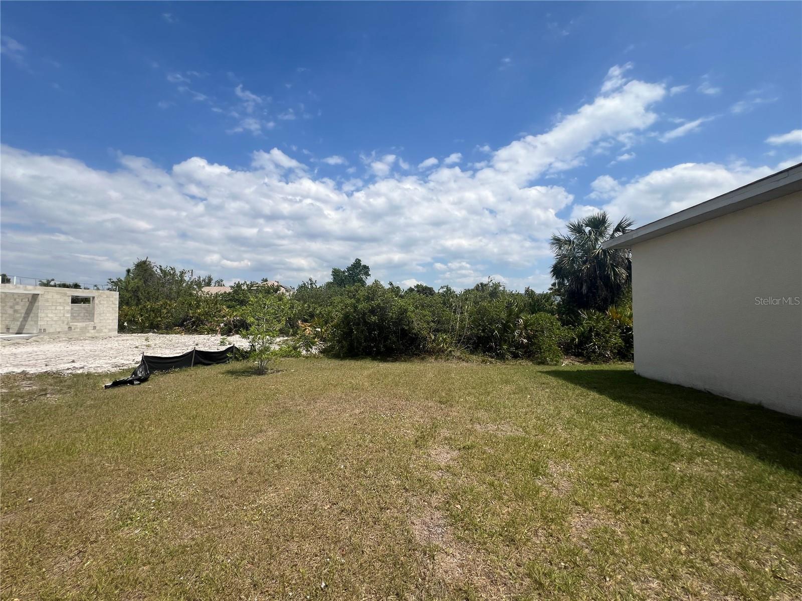 354 Albatross Rd Property Photo 29