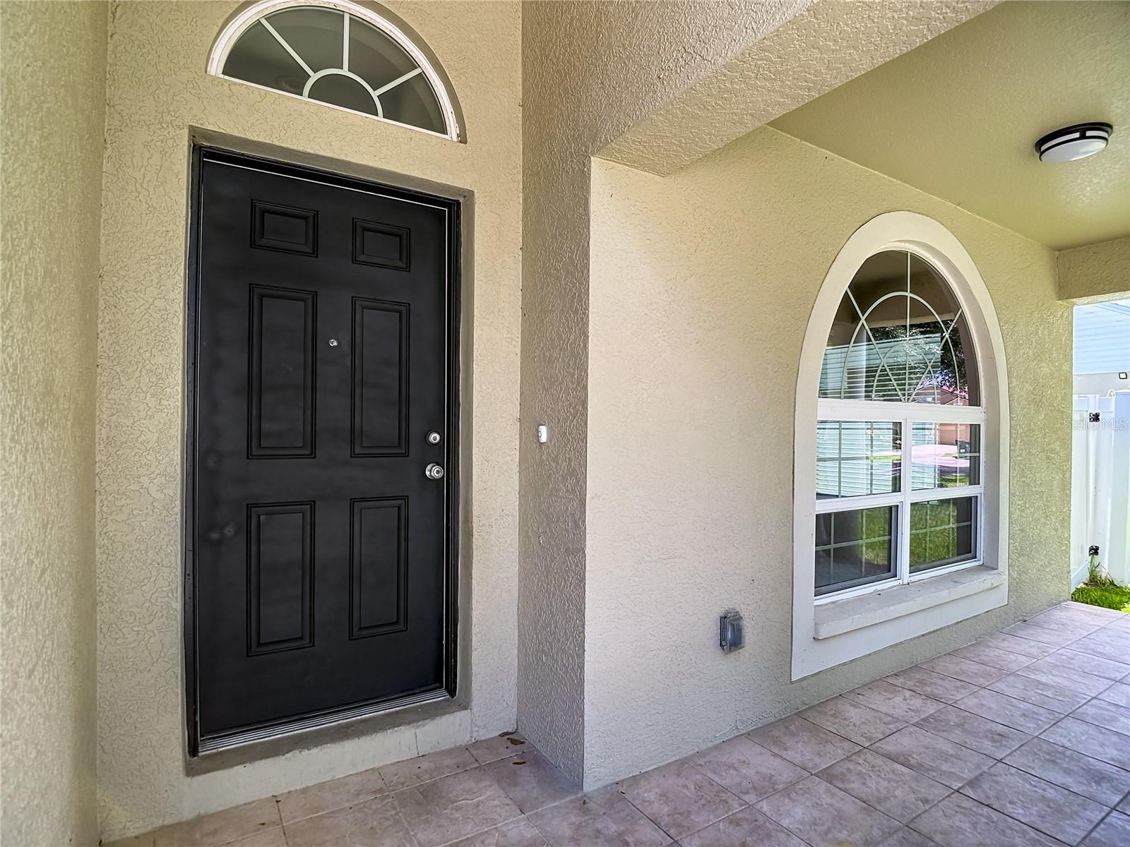805 Lesa Glen Pl Property Photo 5