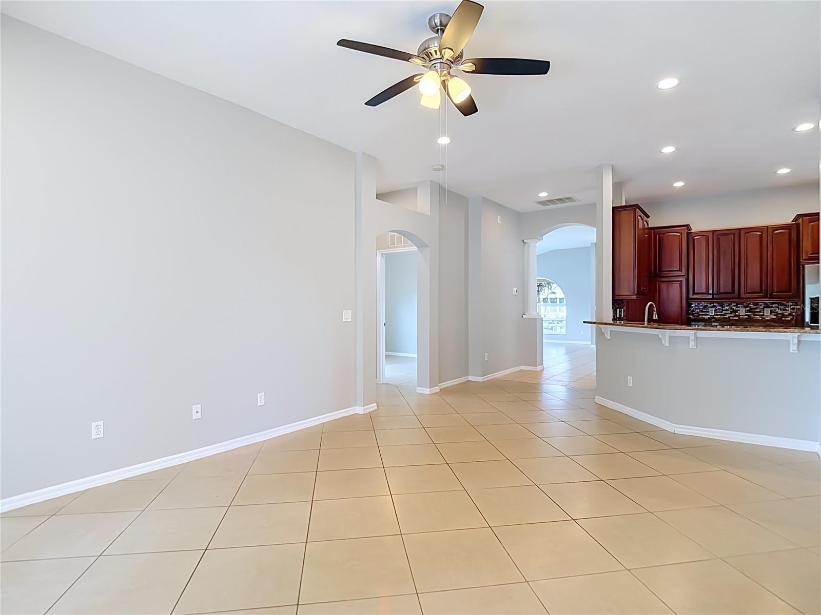 805 Lesa Glen Pl Property Photo 26