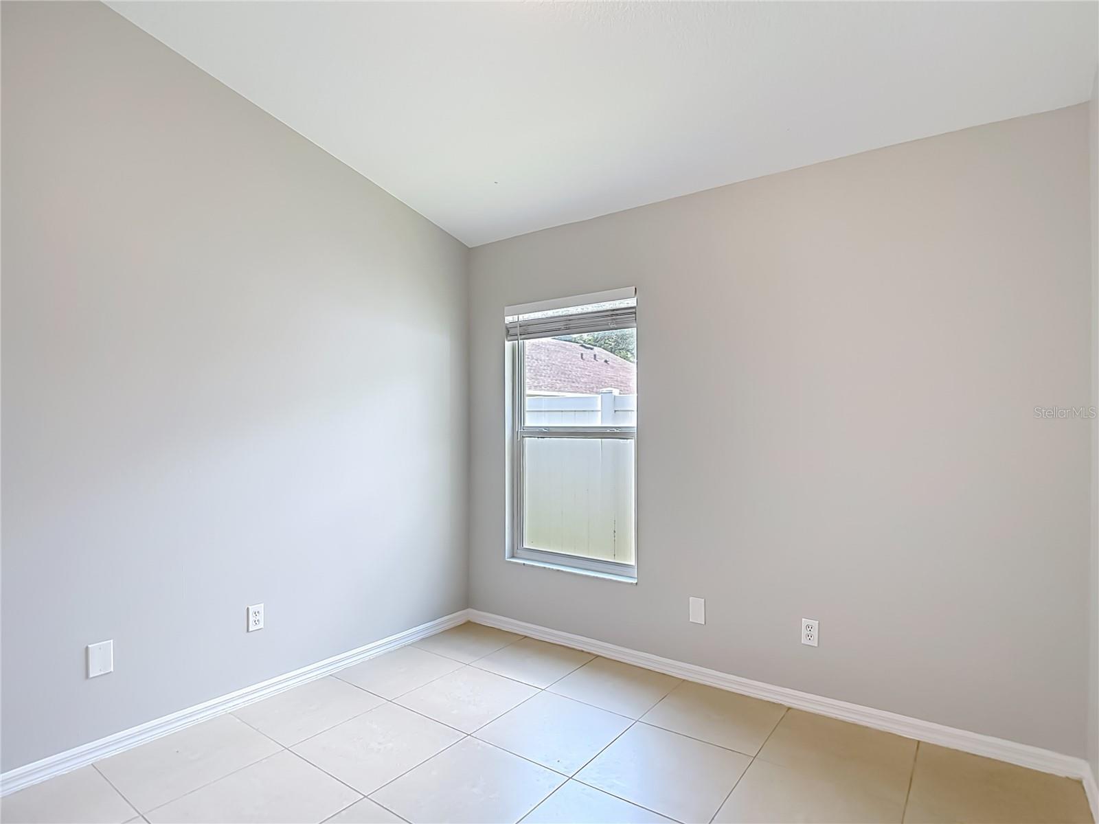 805 Lesa Glen Pl Property Photo 28