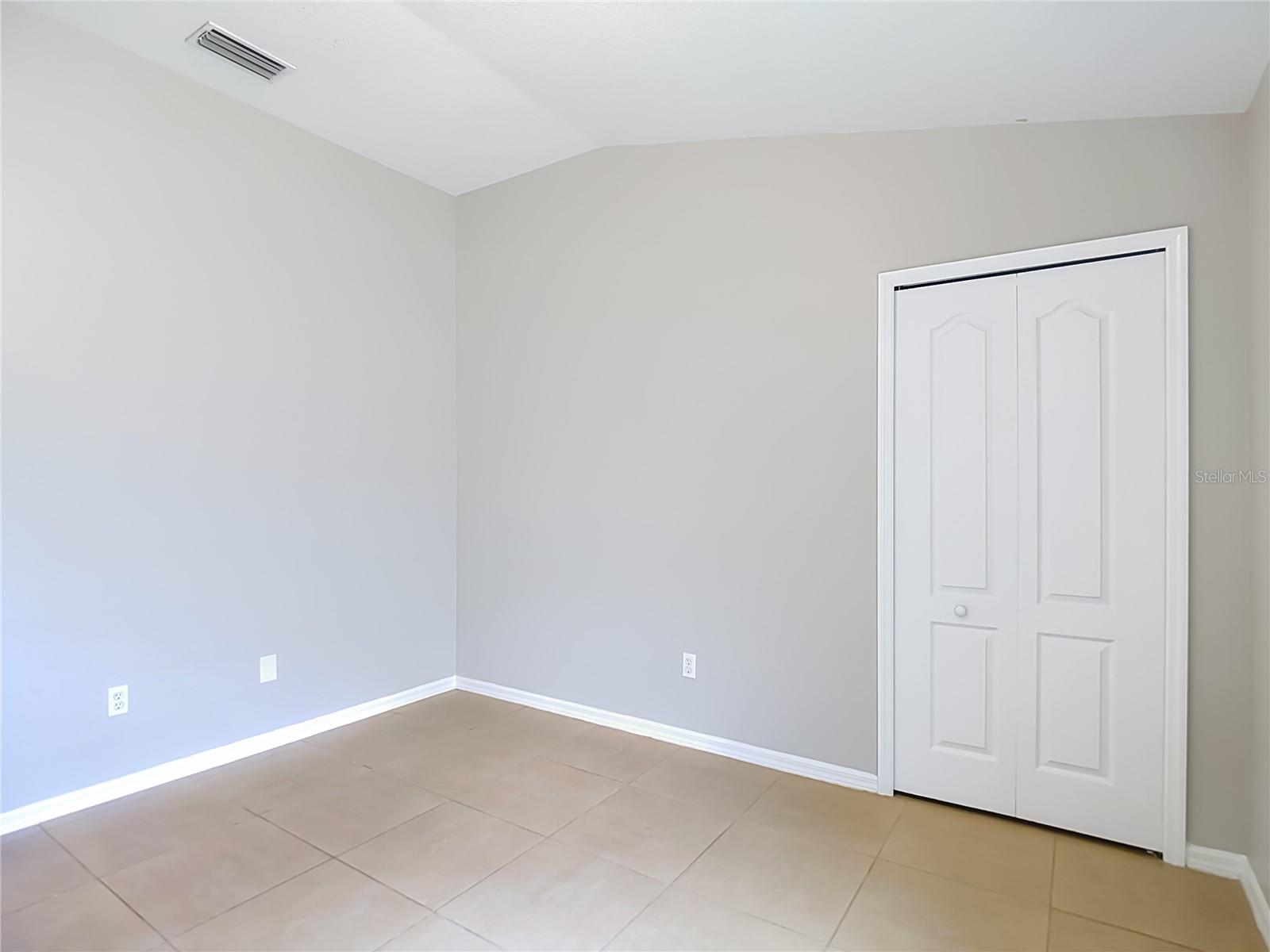 805 Lesa Glen Pl Property Photo 34