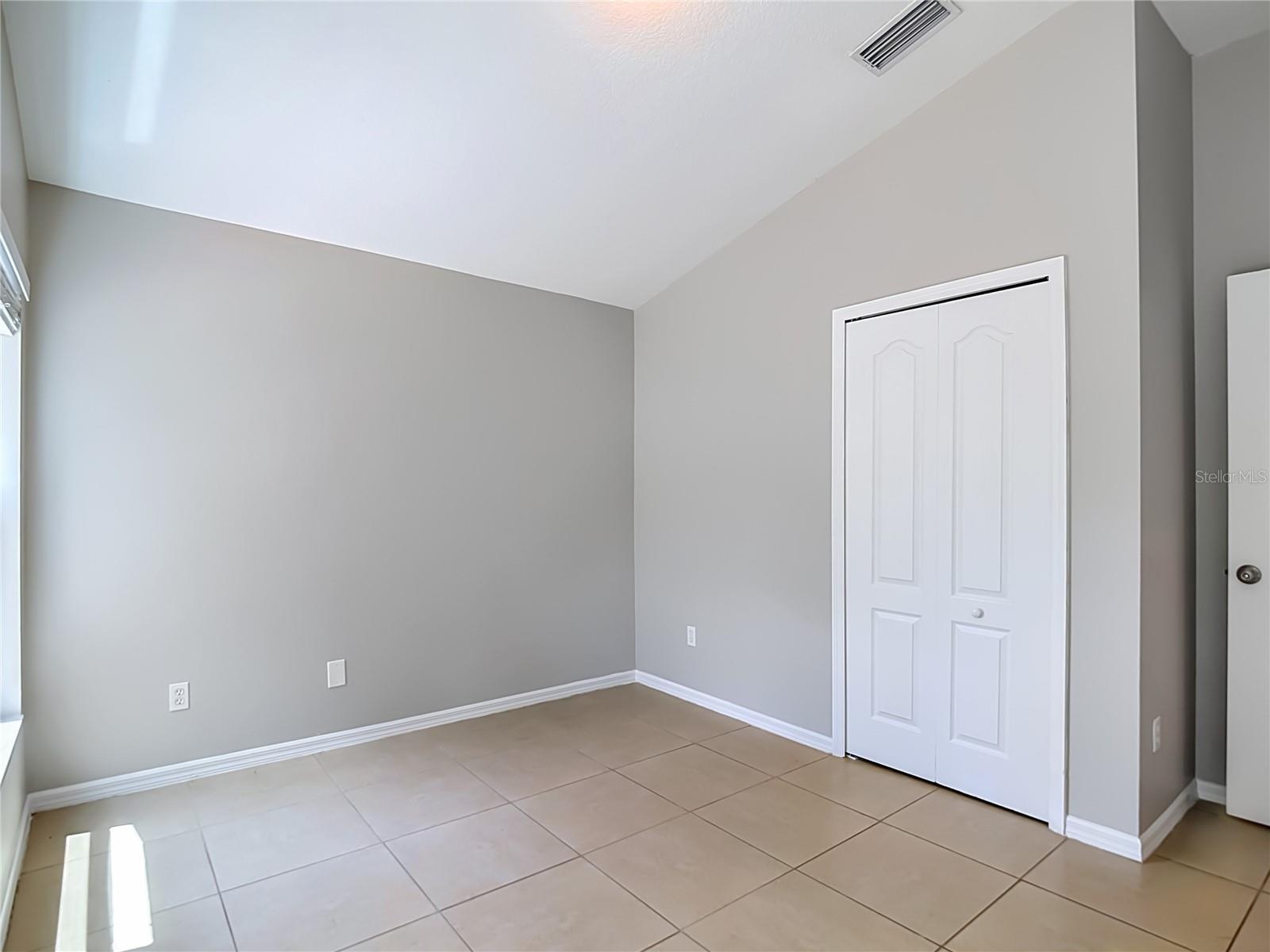 805 Lesa Glen Pl Property Photo 40