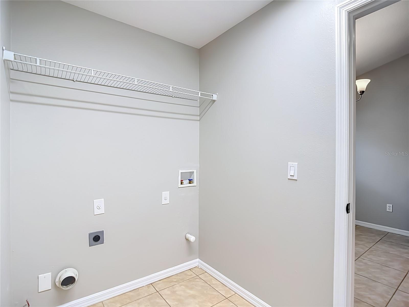 805 Lesa Glen Pl Property Photo 51