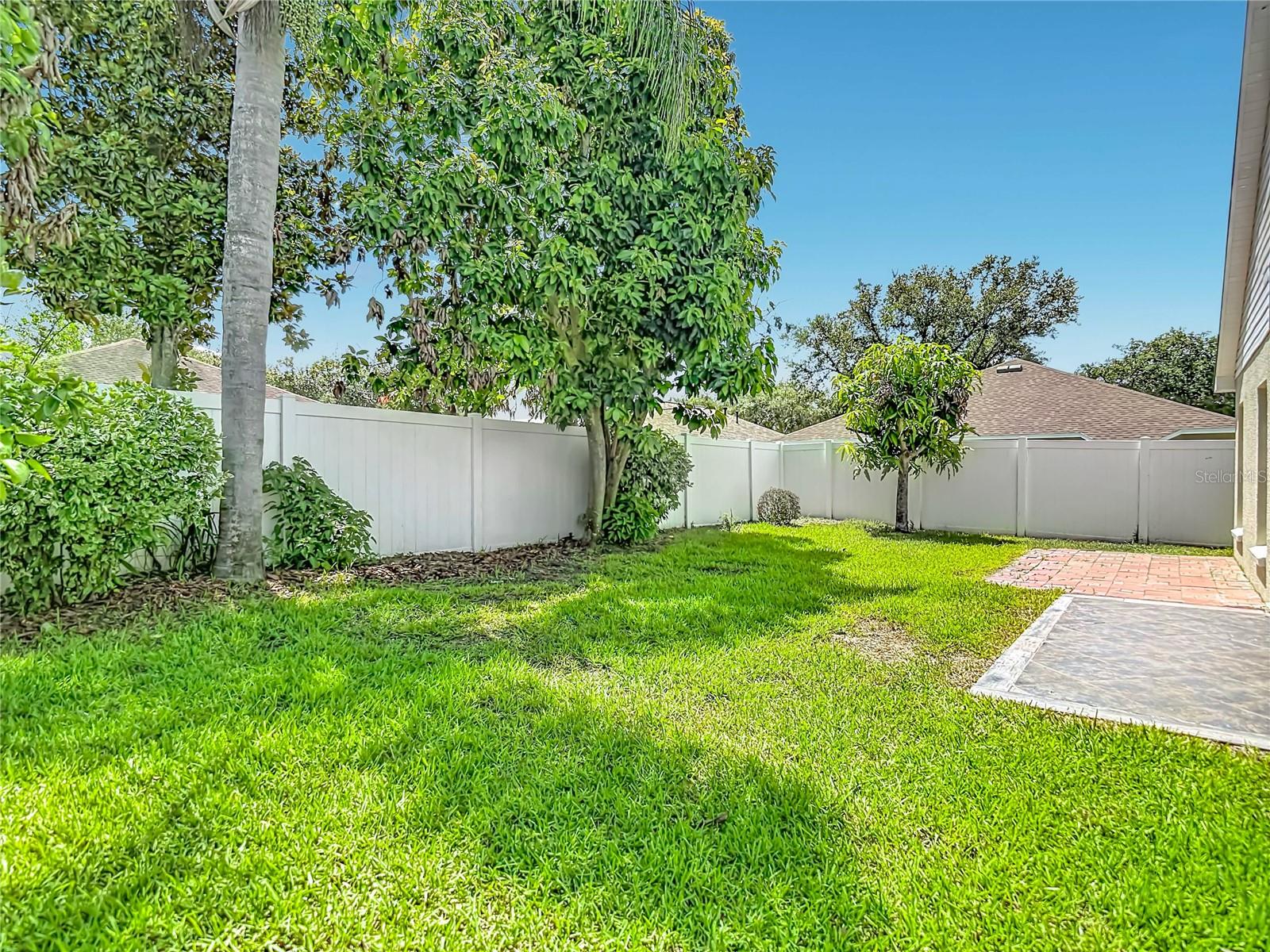 805 Lesa Glen Pl Property Photo 60