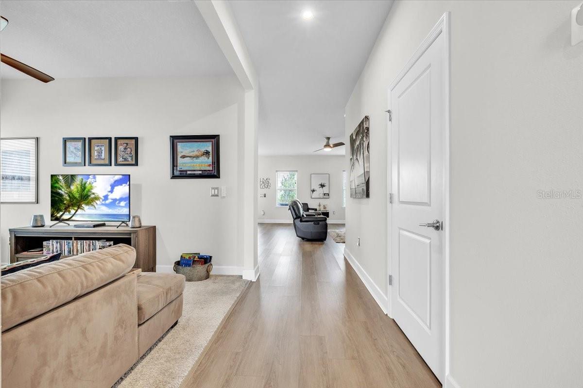 16239 S Port Harbor Blvd Property Photo 4