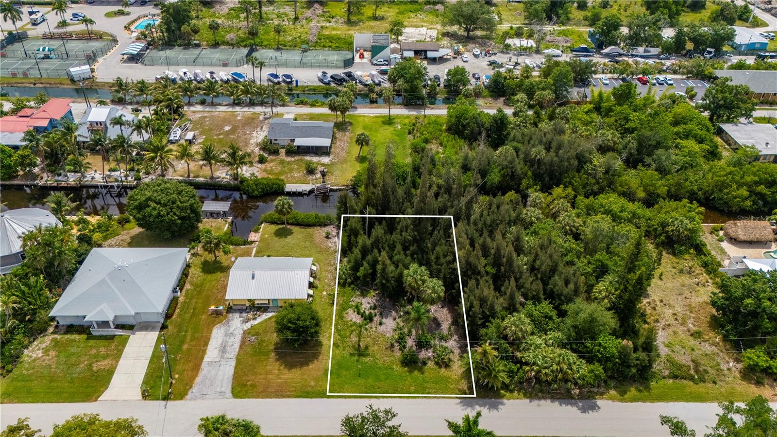 430 Klispie Dr Property Photo 7