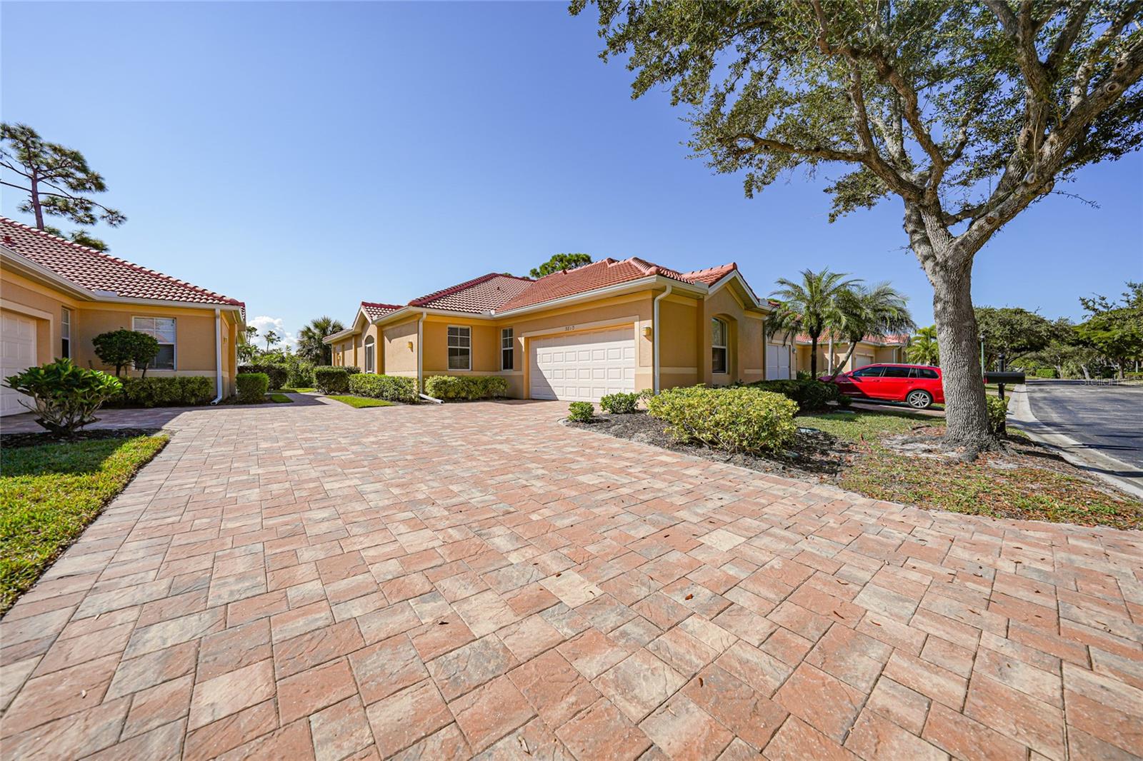 3810 Cobia Villas Ct Property Photo 22