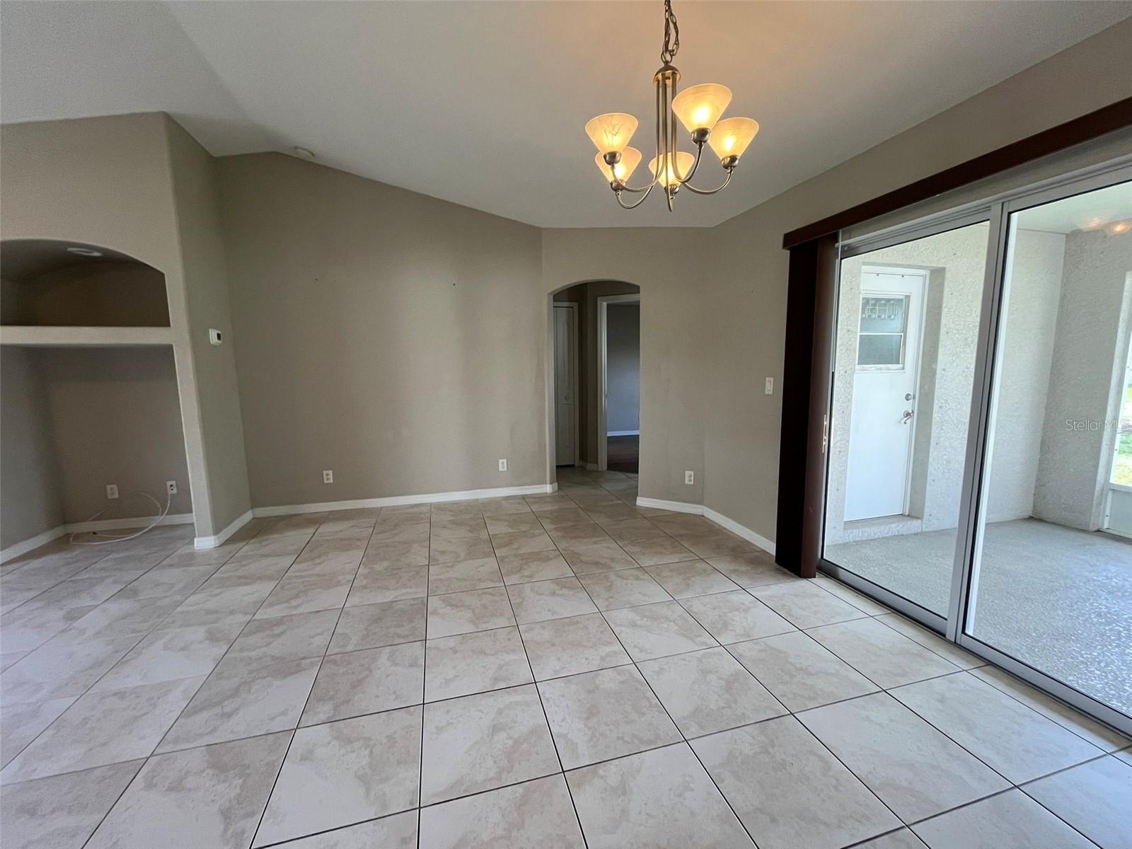 3605 Caballero Ave Property Photo 5
