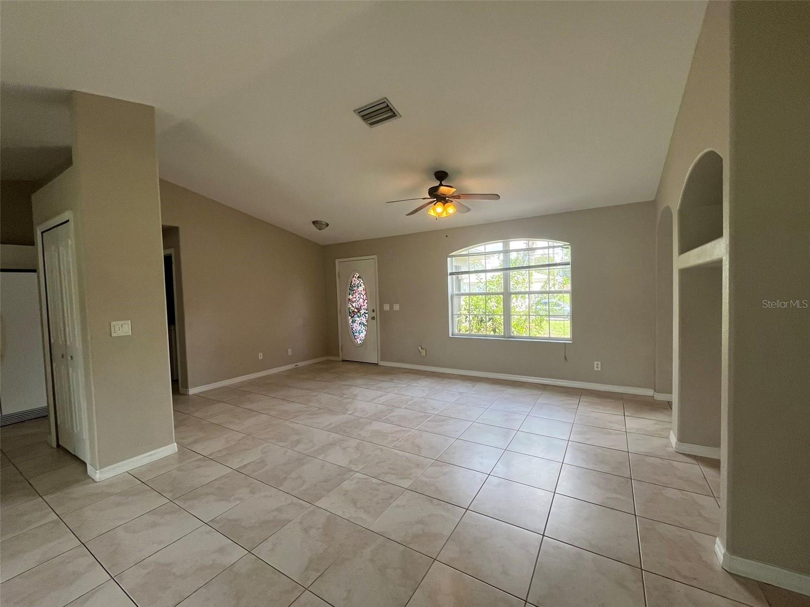 3605 Caballero Ave Property Photo 6