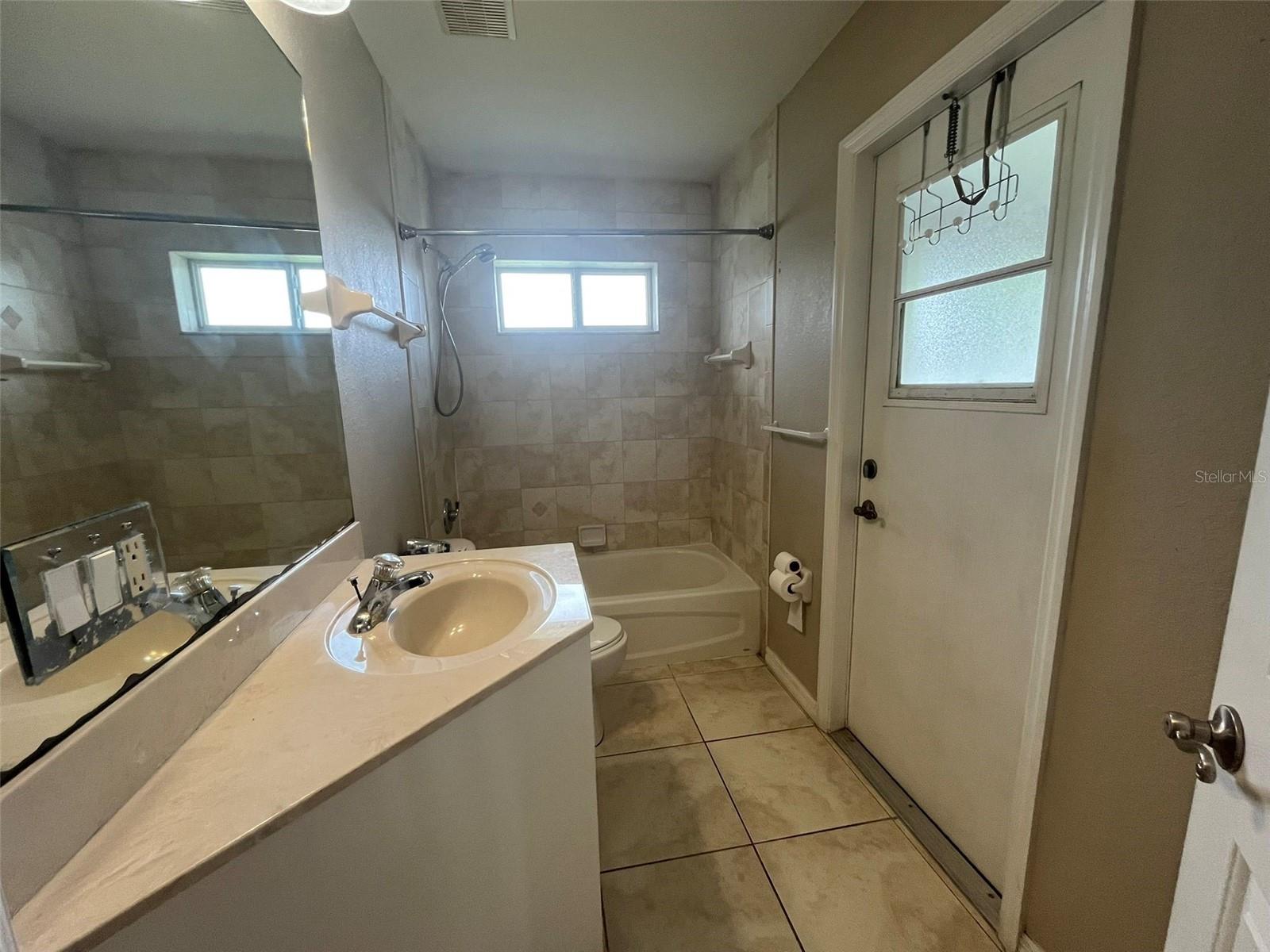 3605 Caballero Ave Property Photo 12